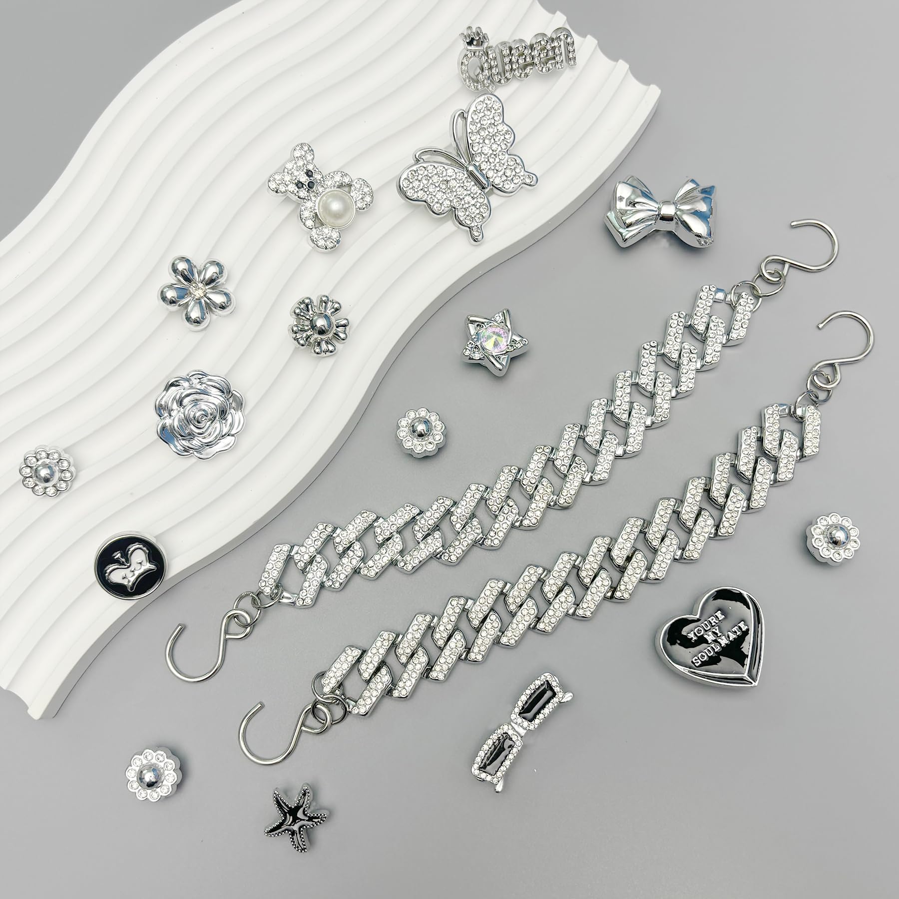 18Pcs Flower Shoe Chain Charms for Women, Bling Shoe Charms for Girls Clog Sandals, Girly Shoe Chains, DIY Shoe Decoration Accessories for Party Favor