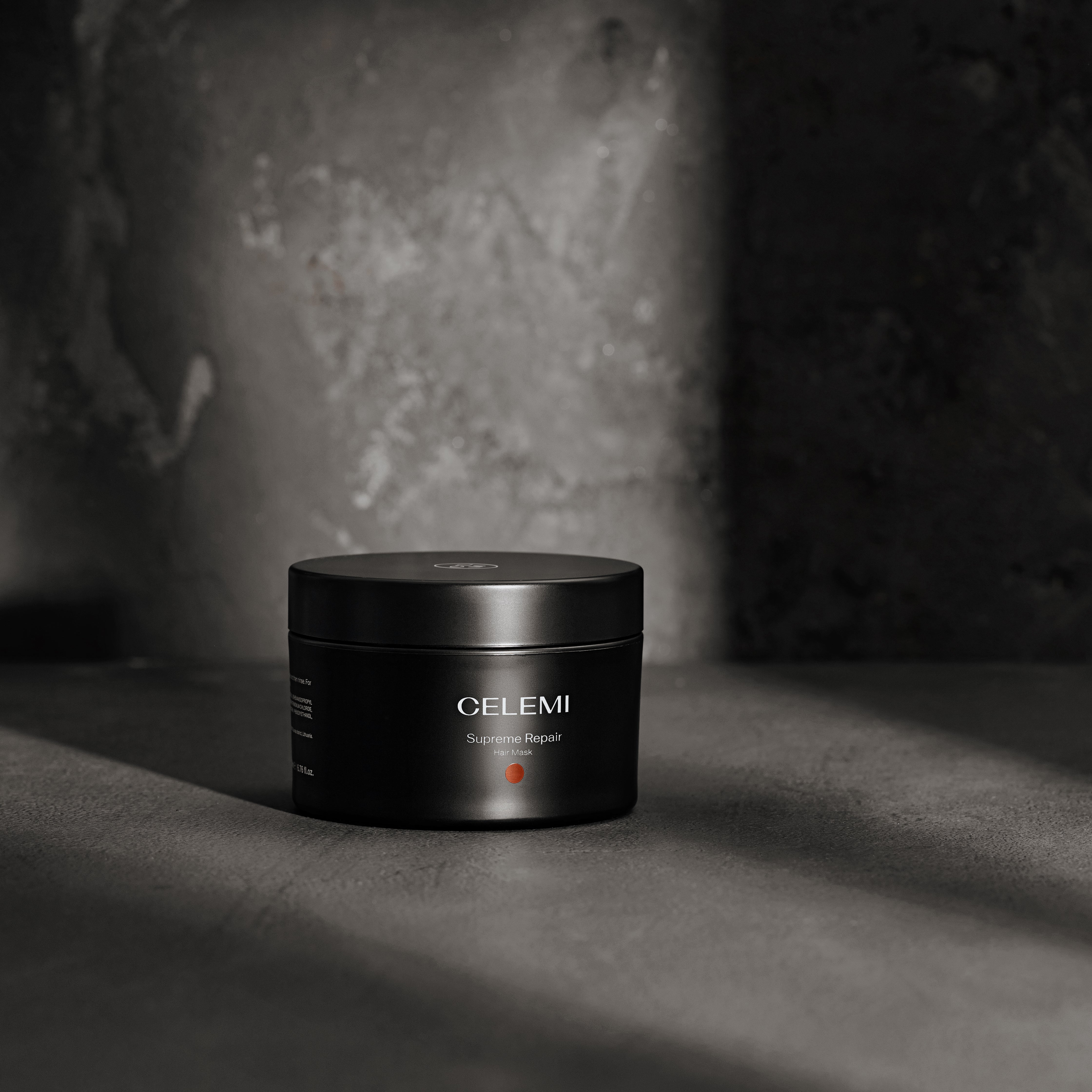 CLM Restorative hair mask with hydrolyzed keratin and avocado oil Supreme Repair