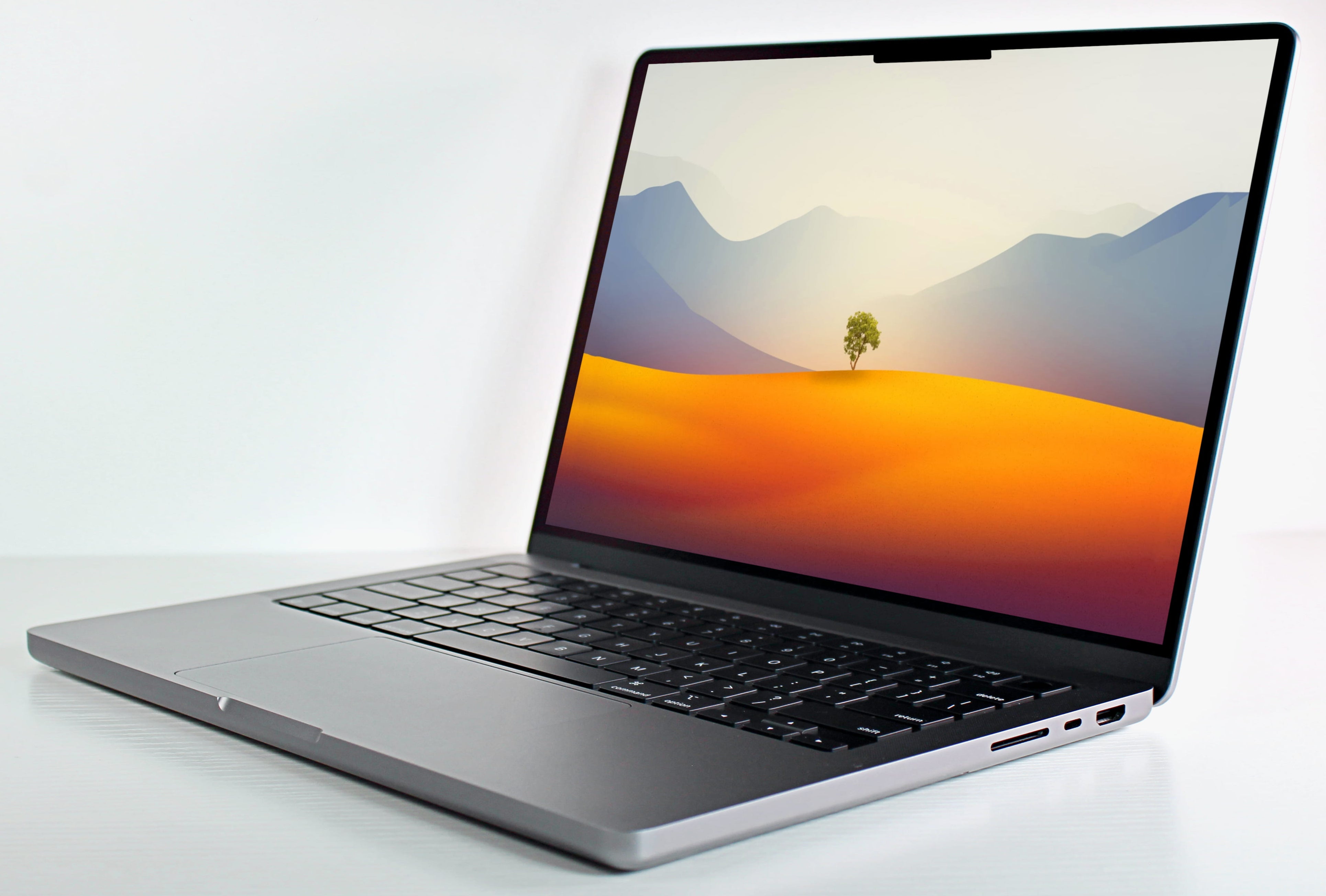 MacBook Pro (2021) 14-inch – Apple M1 Pro 16-Core GPU – 32GB RAM 1TB SSD | Like New
