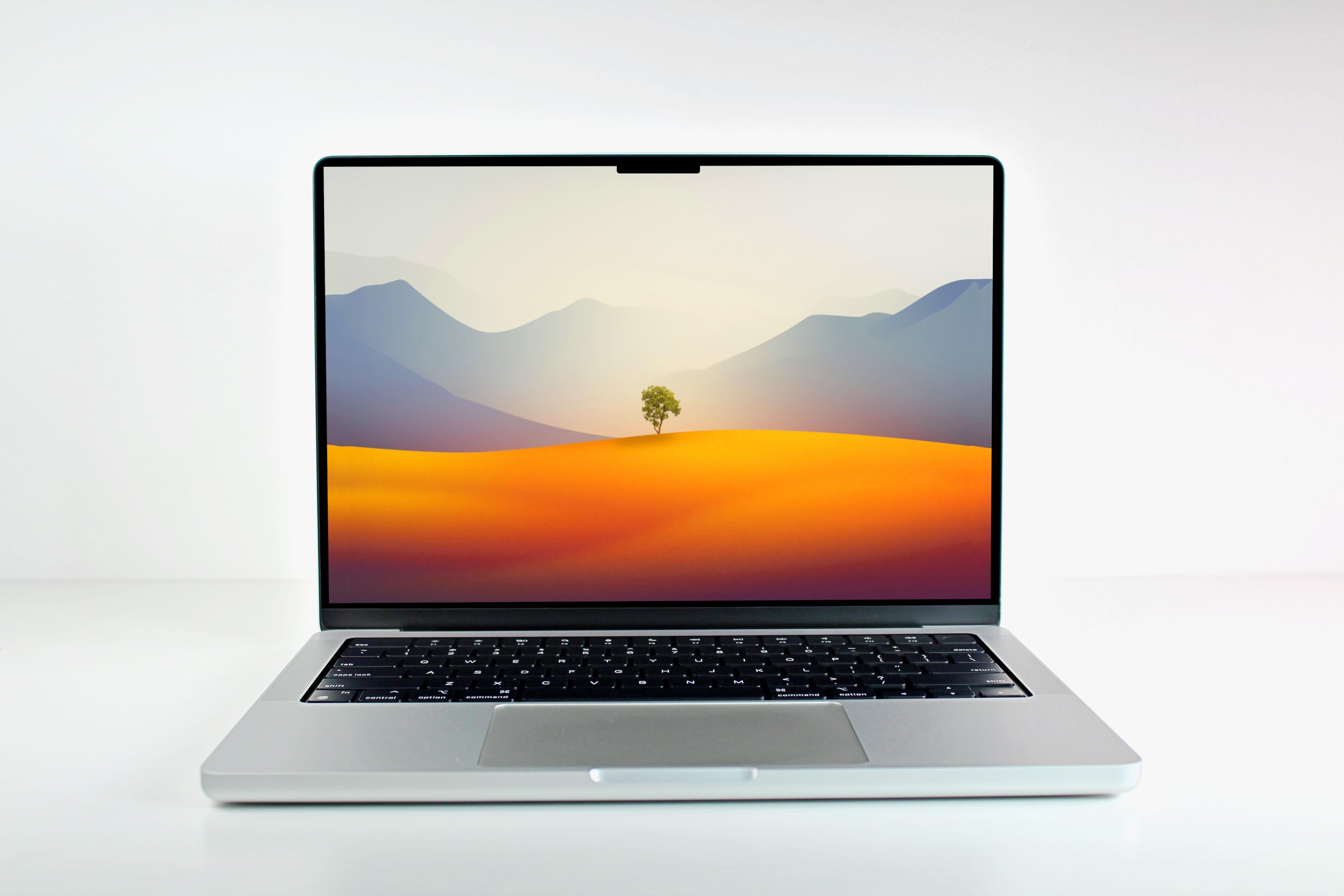 MacBook Pro (2023) 14-inch – Apple M2 Max 12-Core CPU 38-Core GPU – Silver