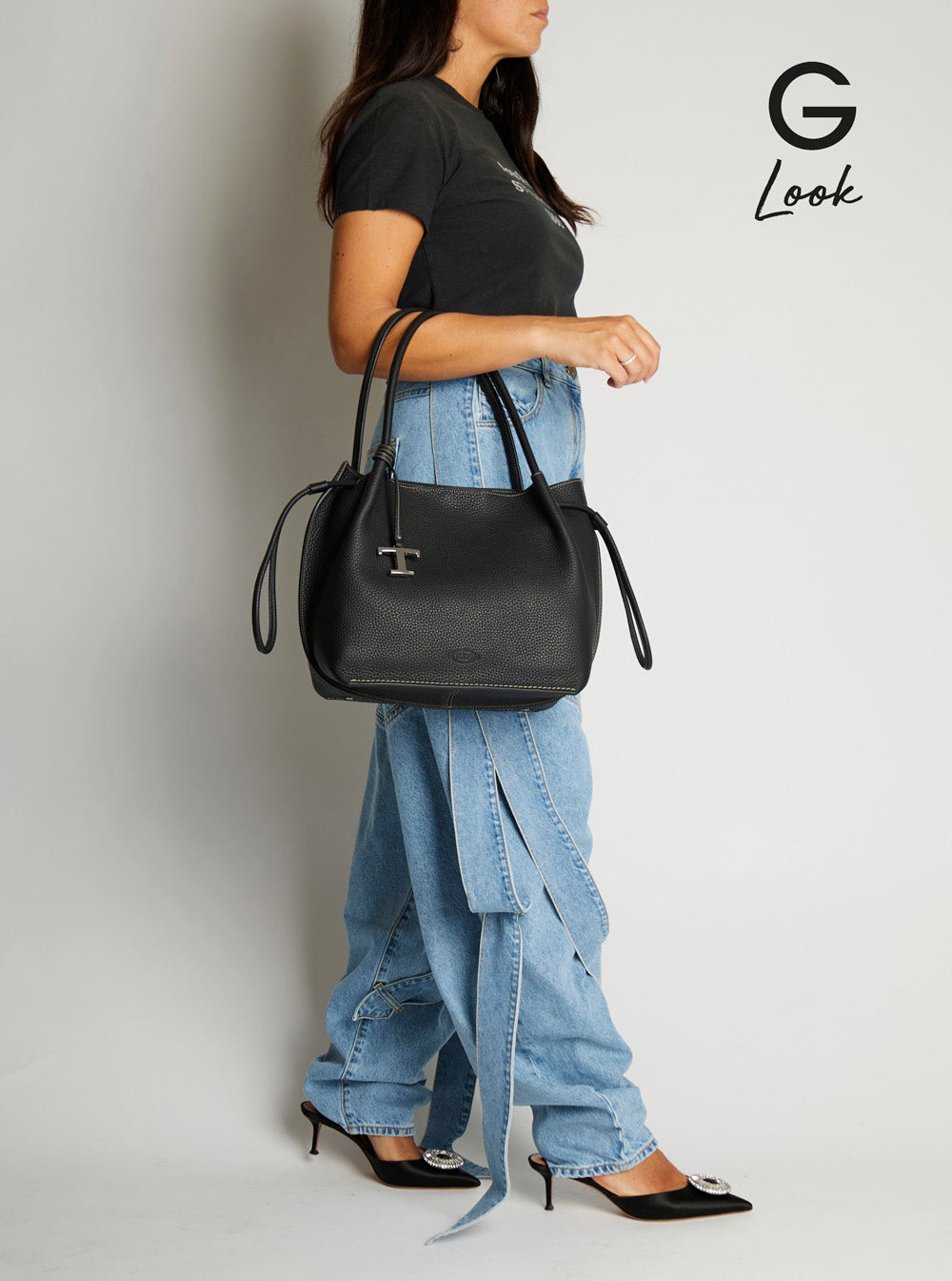 Tod's Women Black Shoulder Bag With Two Top Handles And Drawstring Closure In Grained Leather Woman