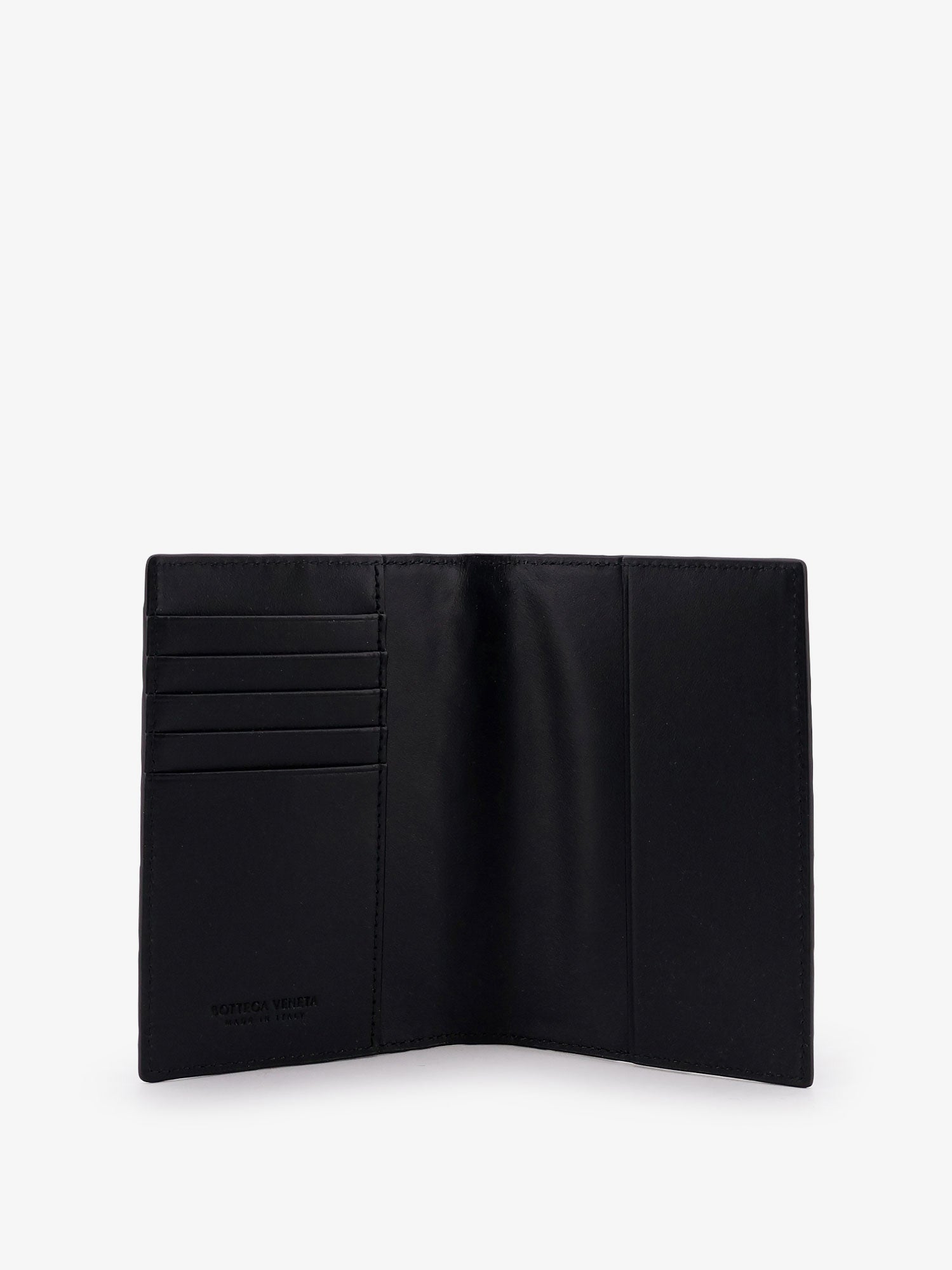Bottega Veneta Men Leather Passport Holder With Intrecciato Motif