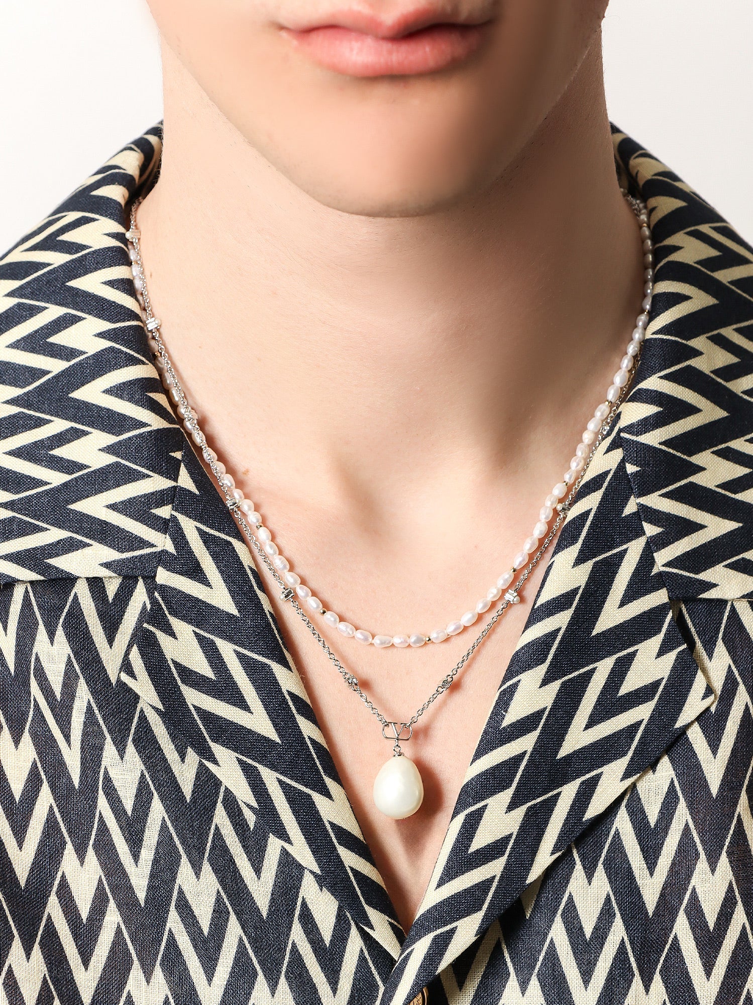 Valentino Garavani Men Metal Necklace With Pearls