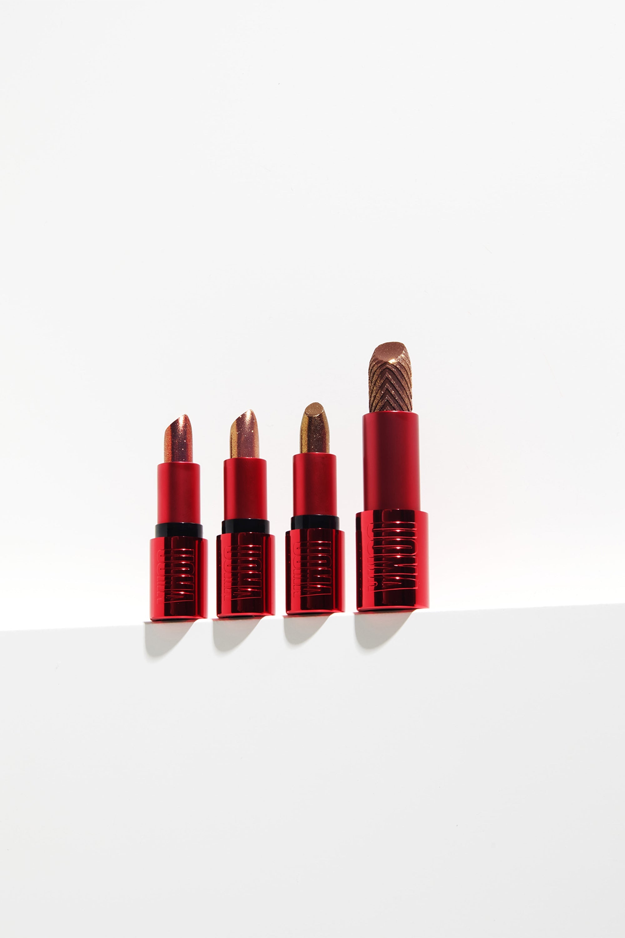Black Magic Hypnotic Impact High Shine Lipstick Mini