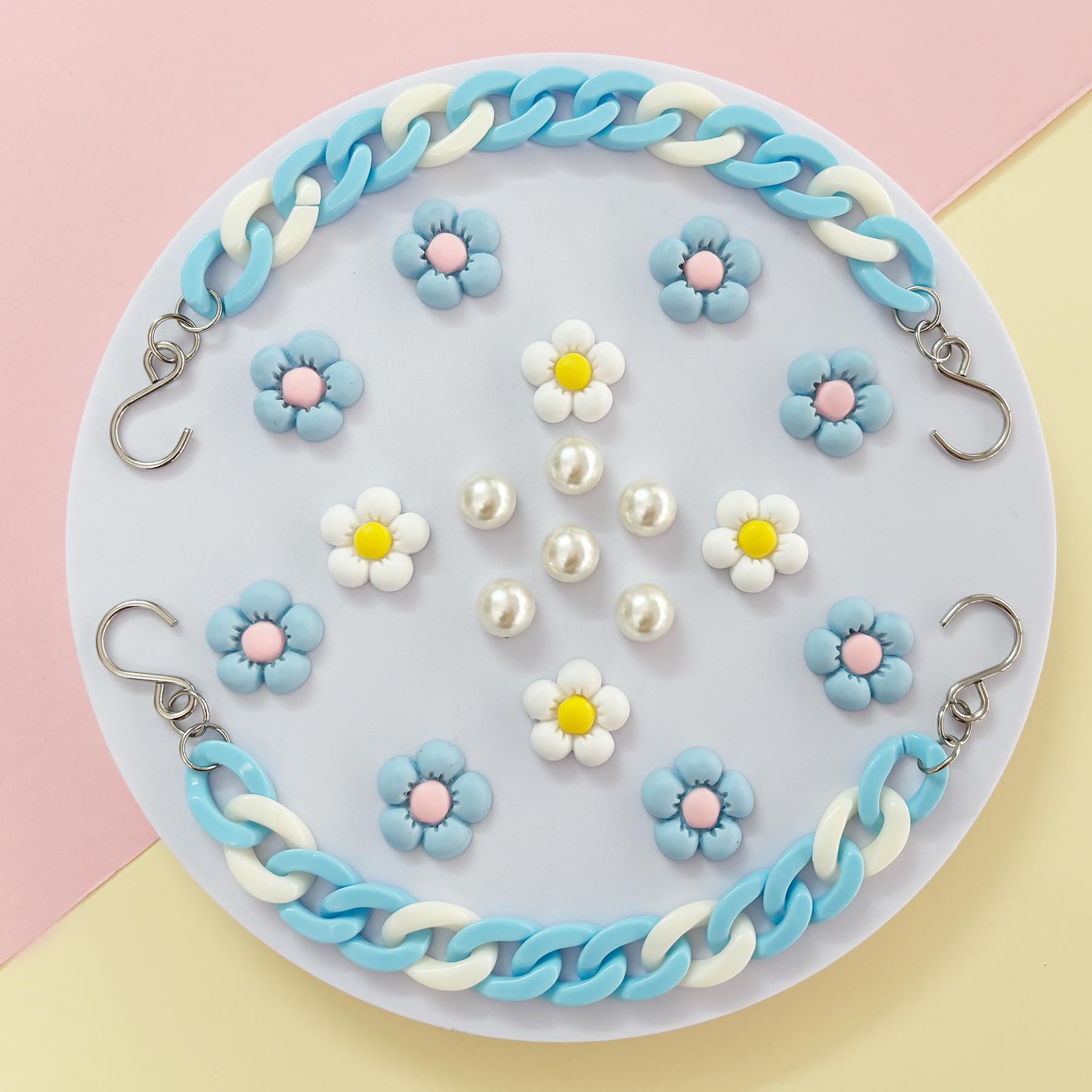 2Pcs Acrylic Shoe Chains for Women, 18Pcs Flower Pearl Shoe Charms Accessories for Clog Sandals, DIY Shoe Decoration Charms for Girls, Party Favor