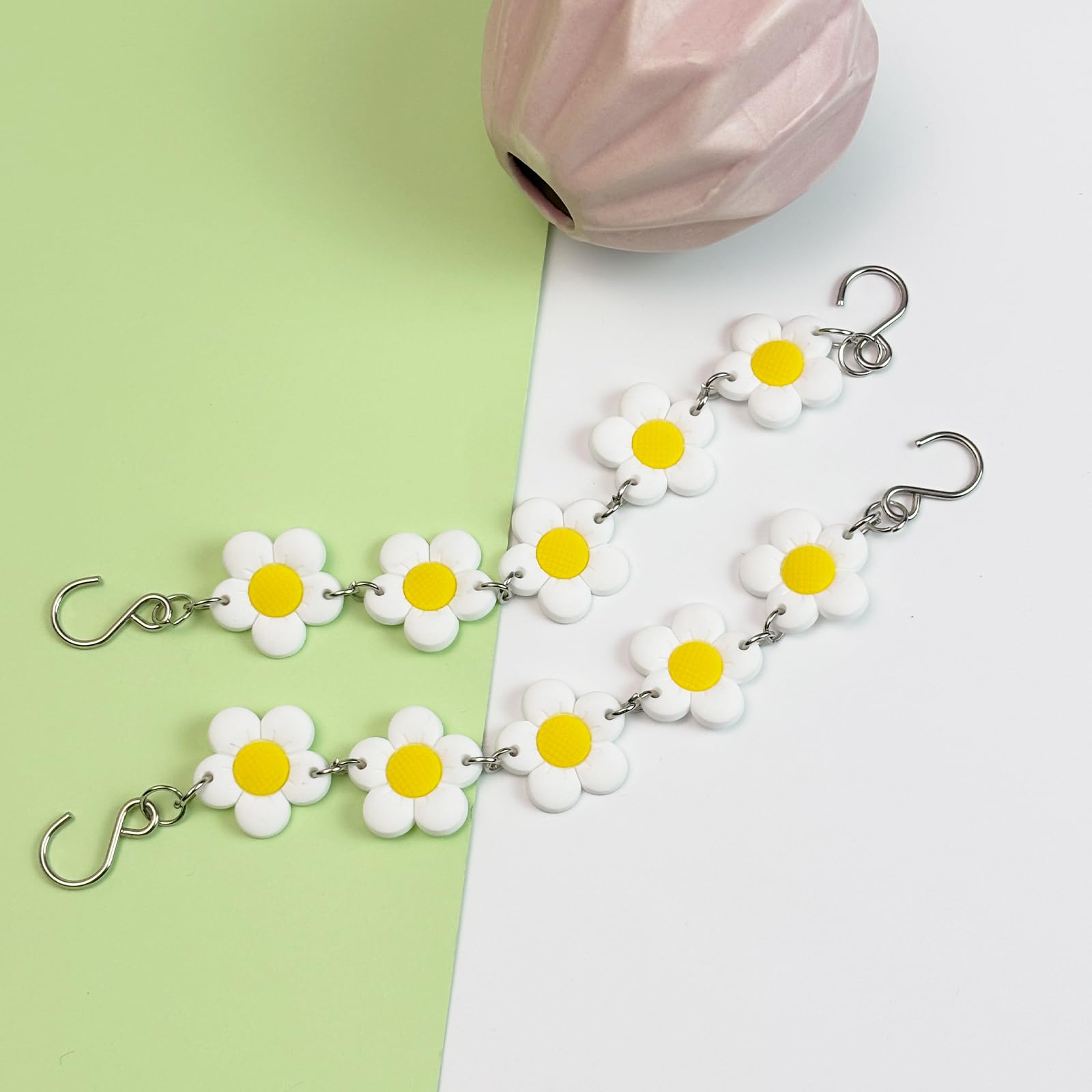 2Pcs Sunflower PVC Shoe Chains for Women, Shoe Charms for Clog Sandals, DIY Rubber Shoe Decoration Charms for Girls, Party Favor