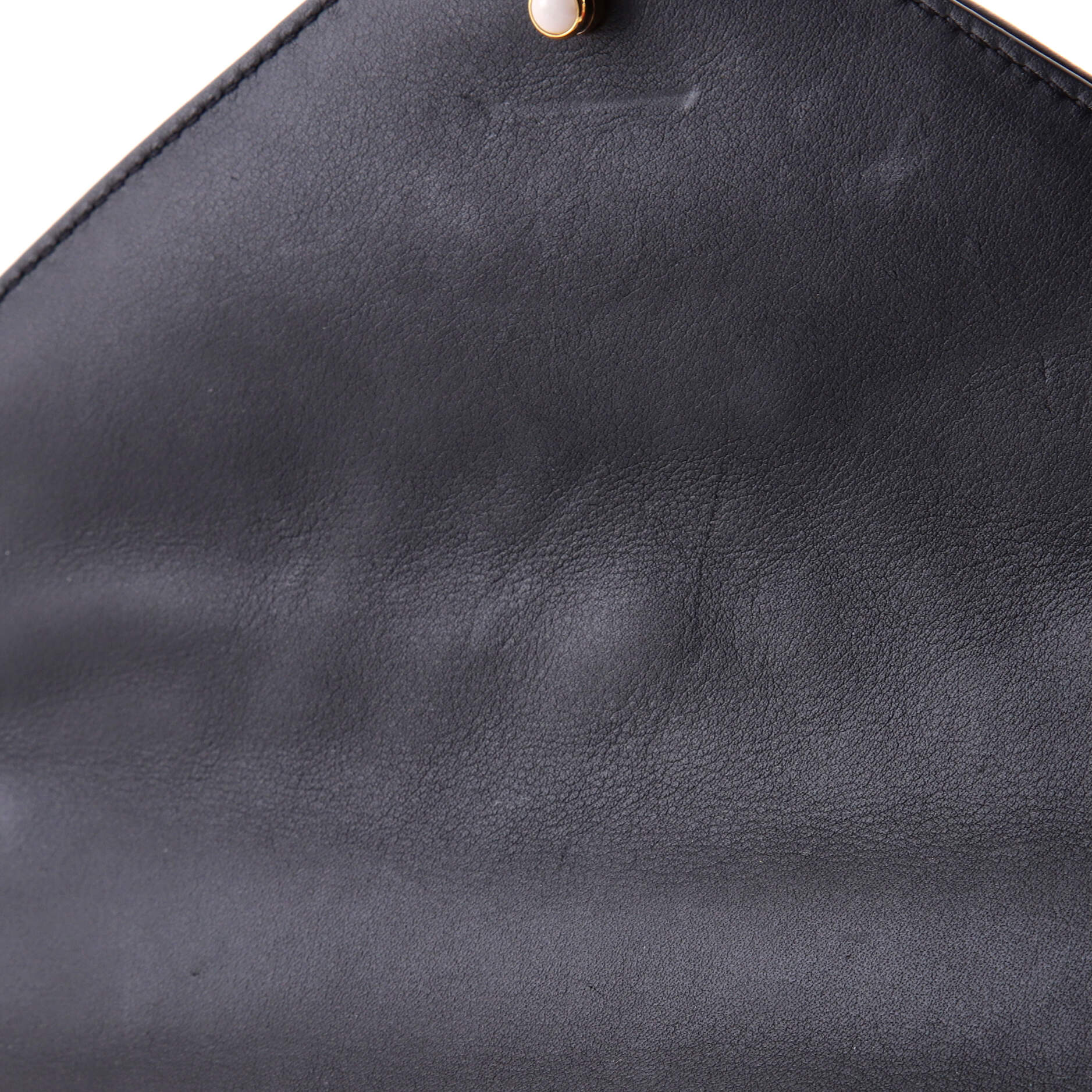 Louis Vuitton New Wave Chain Bag Quilted Leather MM