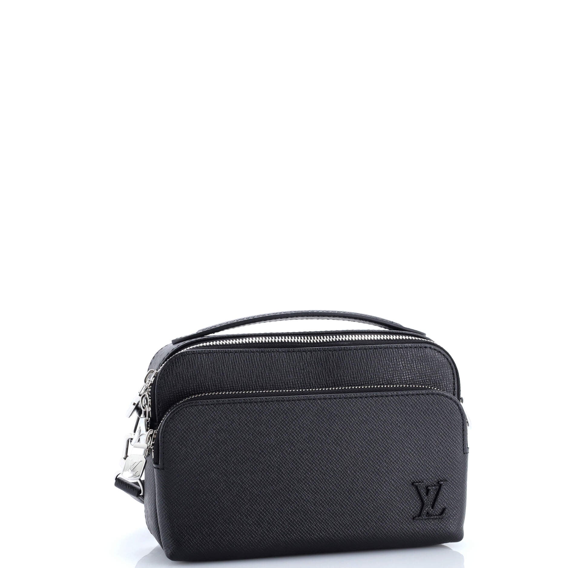 Louis Vuitton Avenue Messenger Taiga Leather
