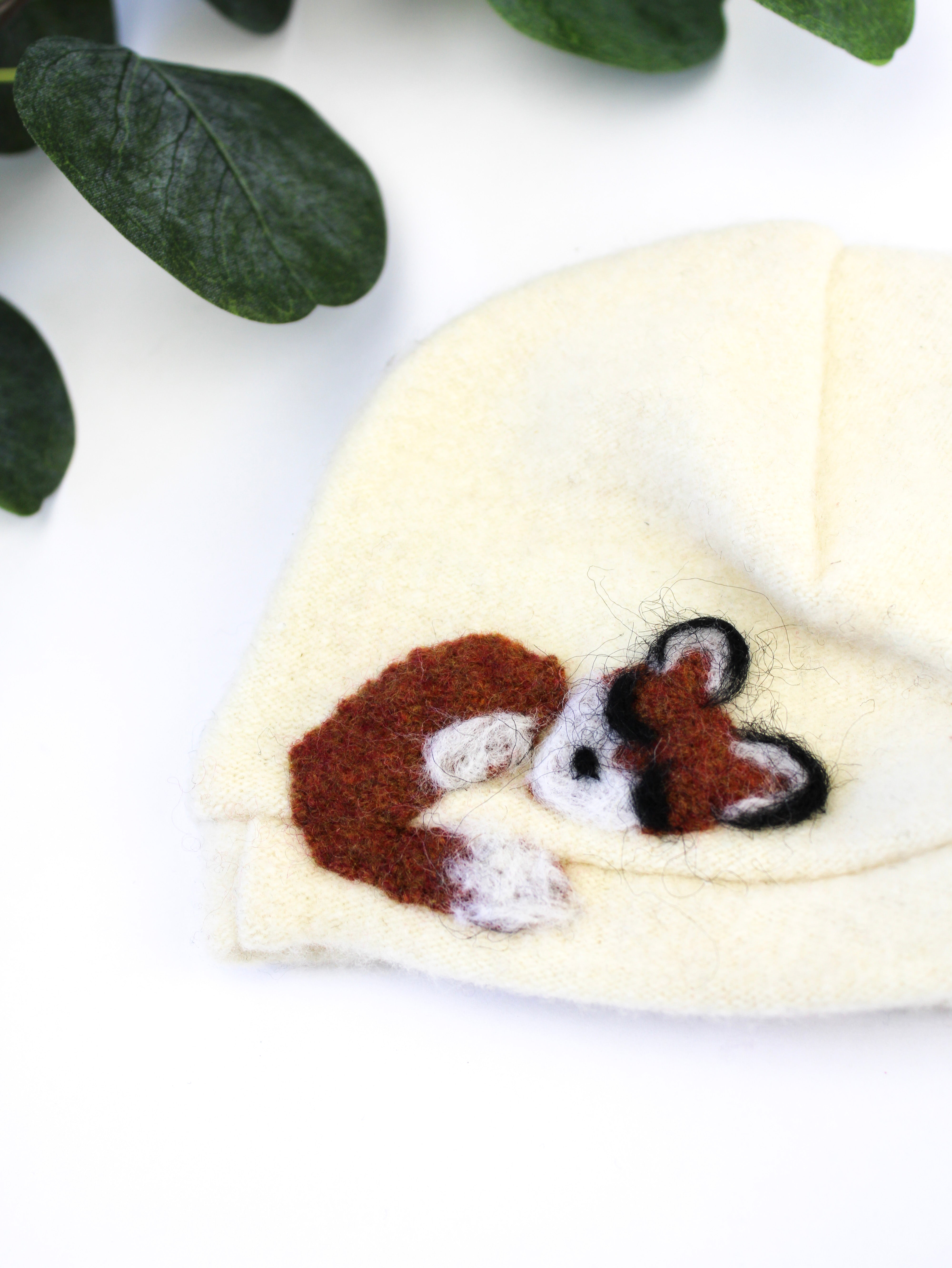 Sleeping Fox Cashmere Hat - Newborn