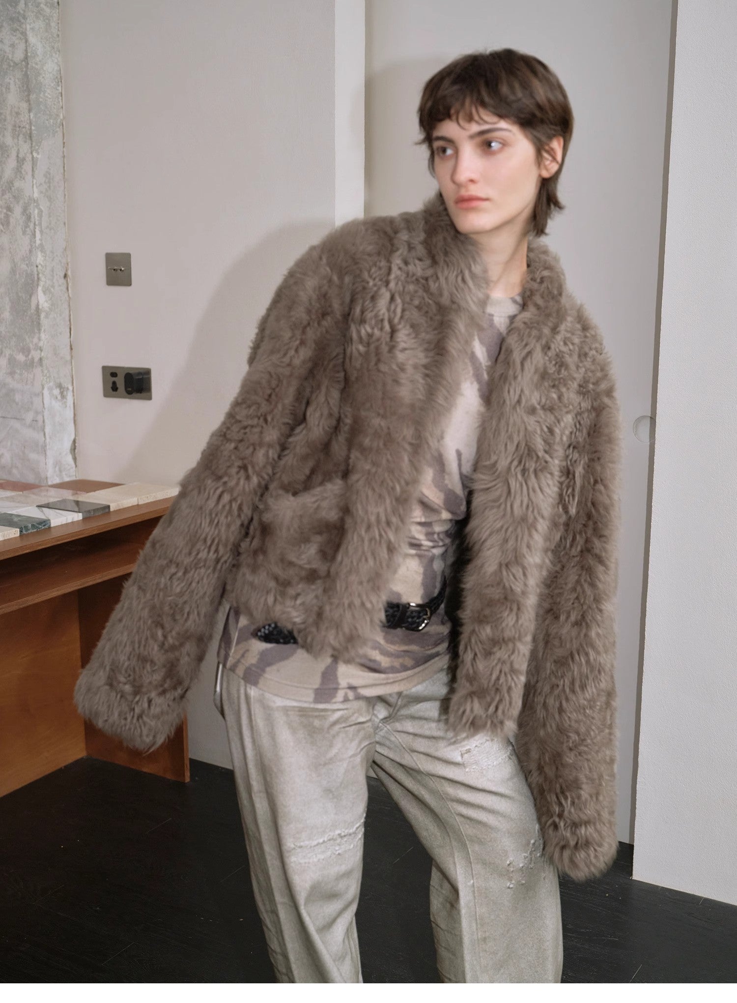 "Autumn Basel" imported Tuscan sheepskin half-roll short casual fur coat-1