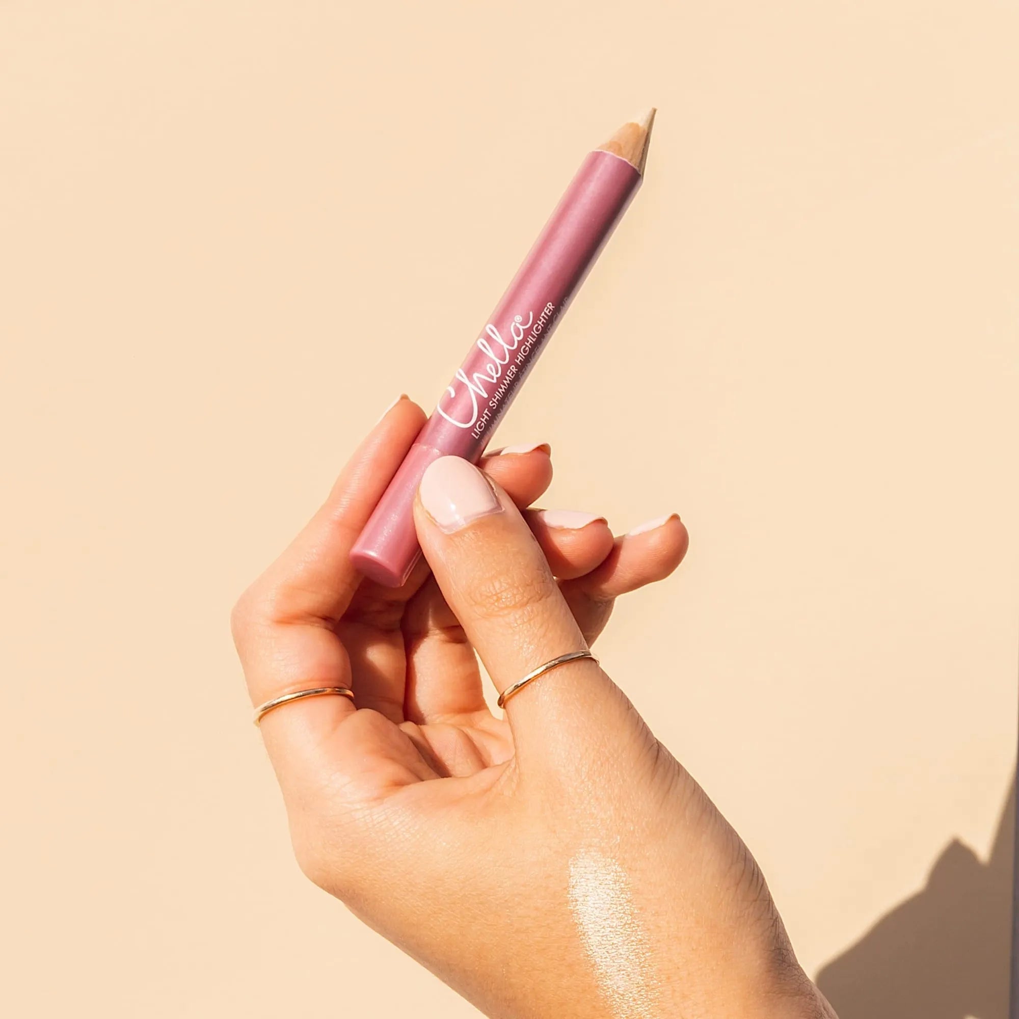 shimmer highlighter