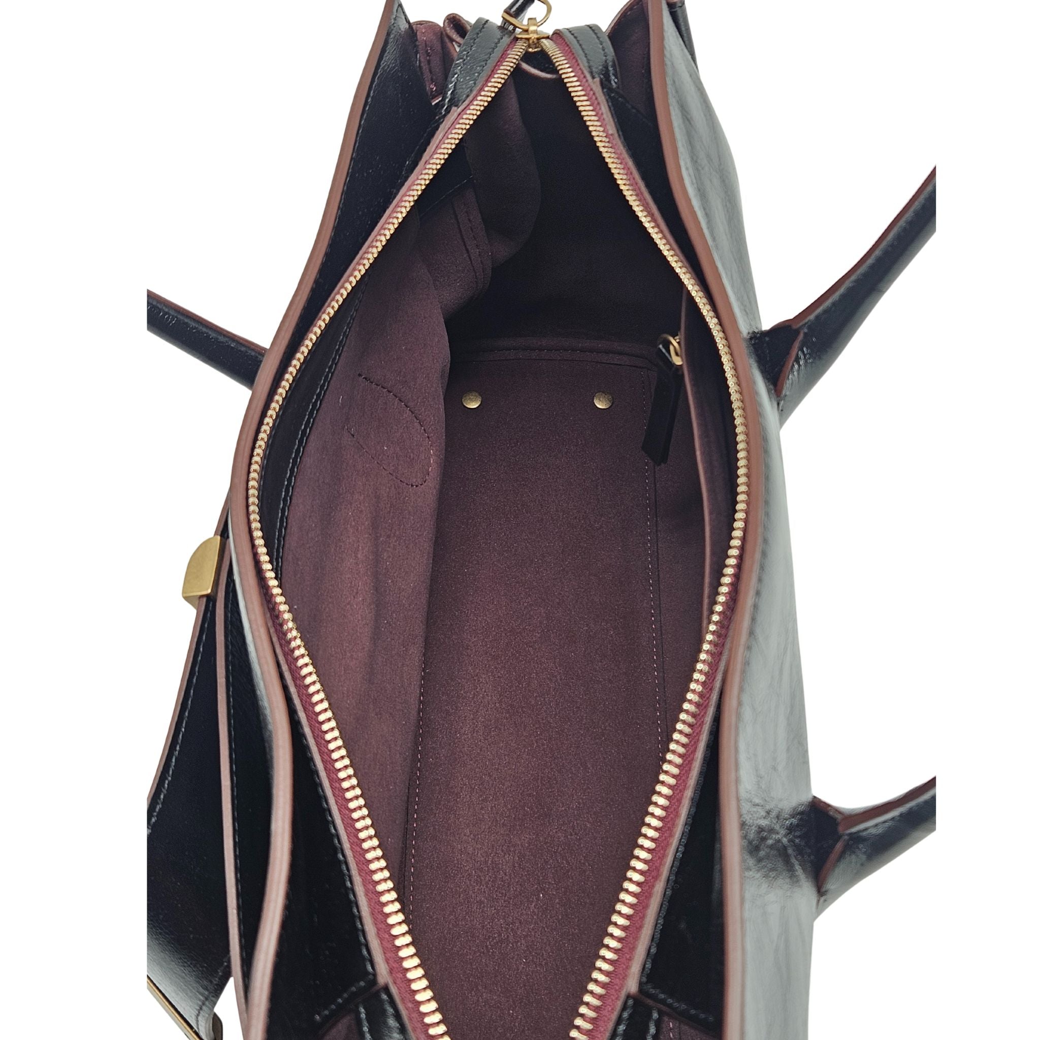 Emeralda Black Leather Shoulder Bag