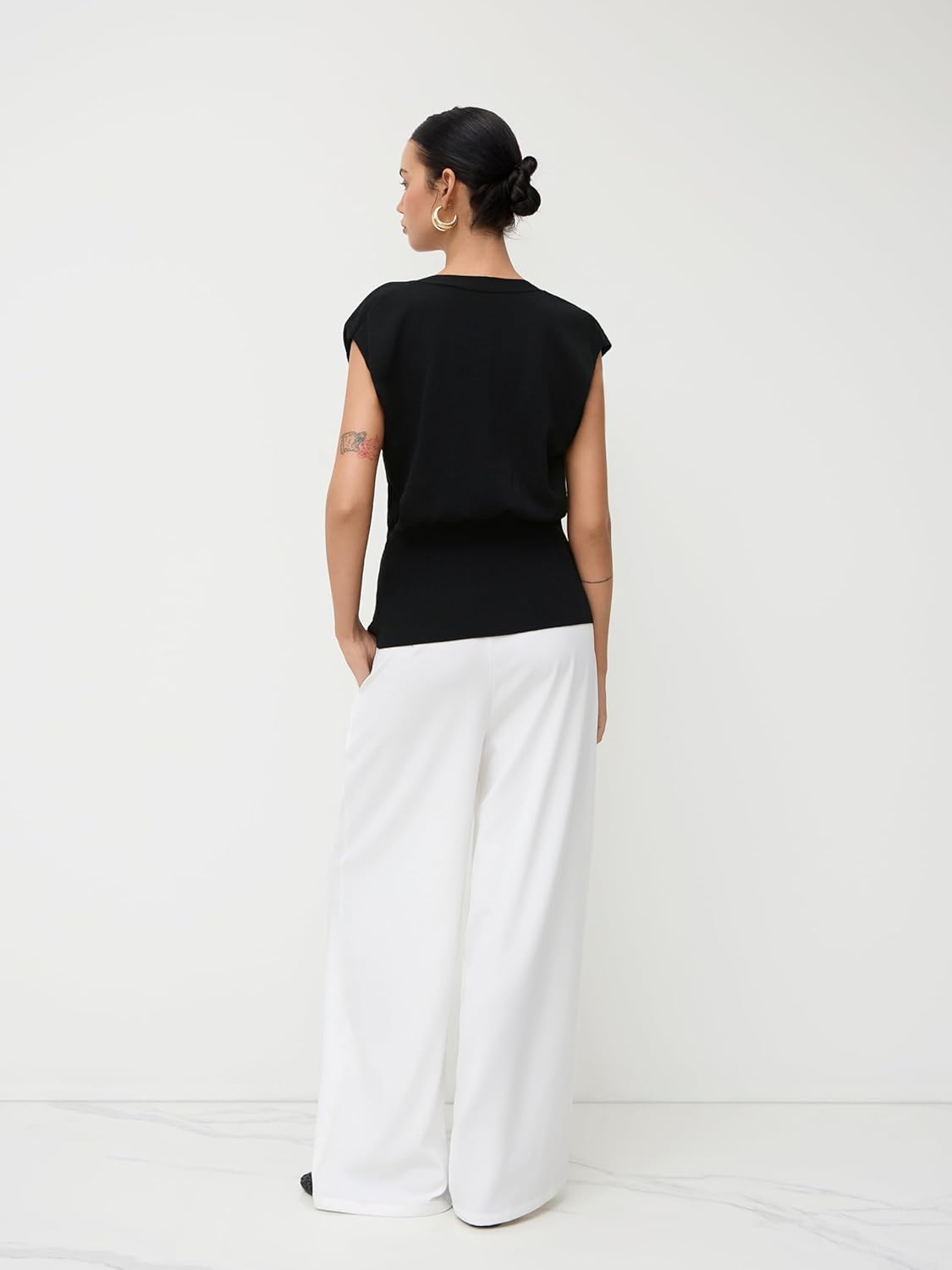 CIDER Womens Sweater Vest Deep V Neck Sleeveless Lightweight Vest Tank Tops Business Casual Trendy Outfits