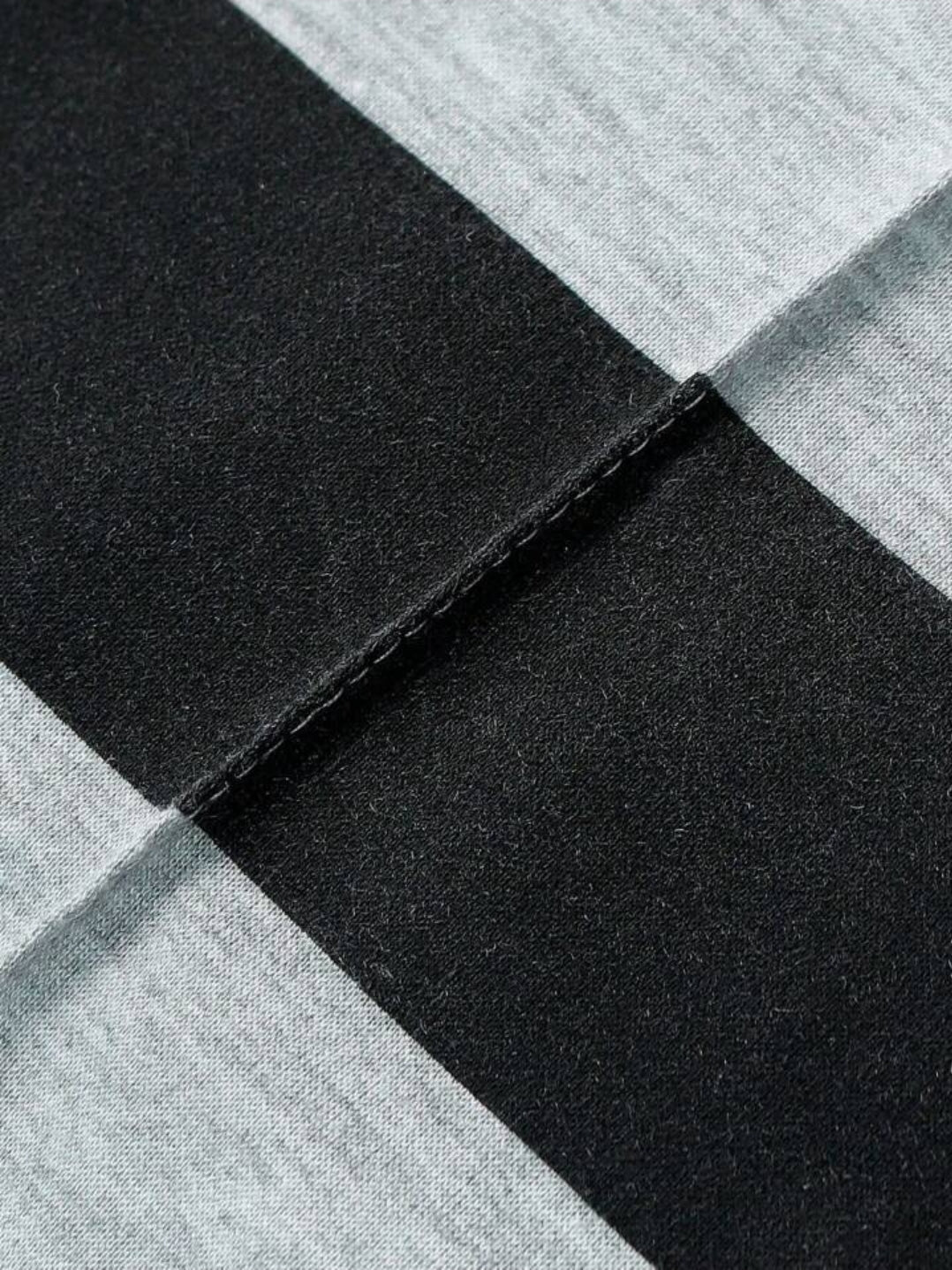 7DAY'S Men Colorblock Tee & Drawstring Waist Sweatpants, Men's Jogger Set, Men Co Ord Set, Casual Two Piece Set Men