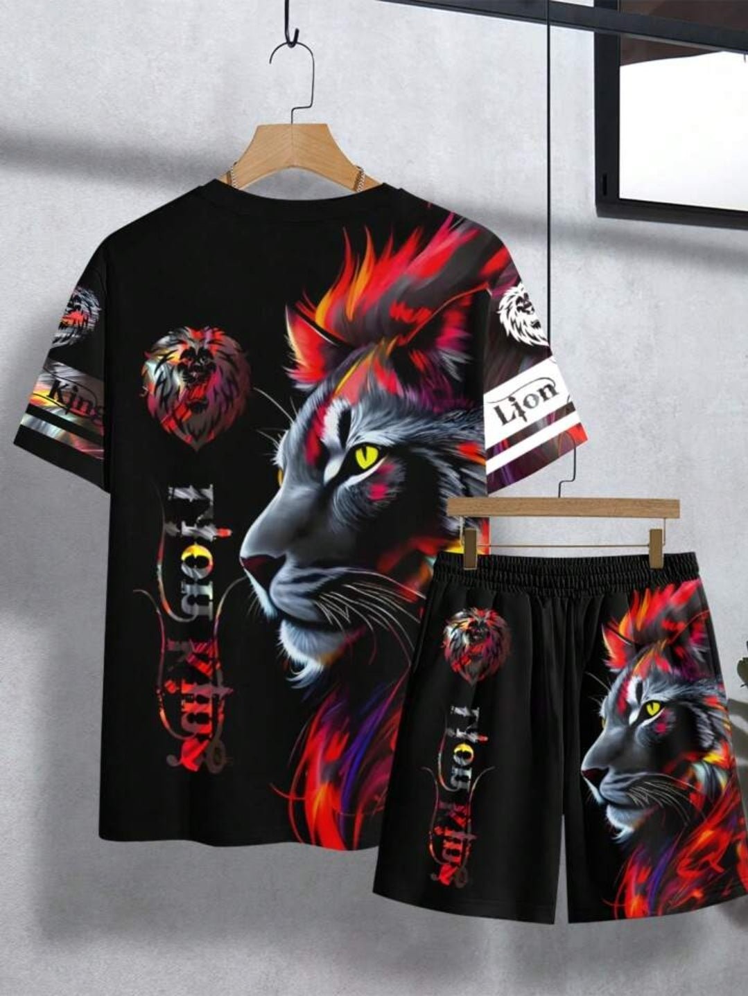 7DAY'S Men's Letter Lion Graphic Round Neck Short Sleeve Casual T-Shirt And Drawstring Waist Shorts Set