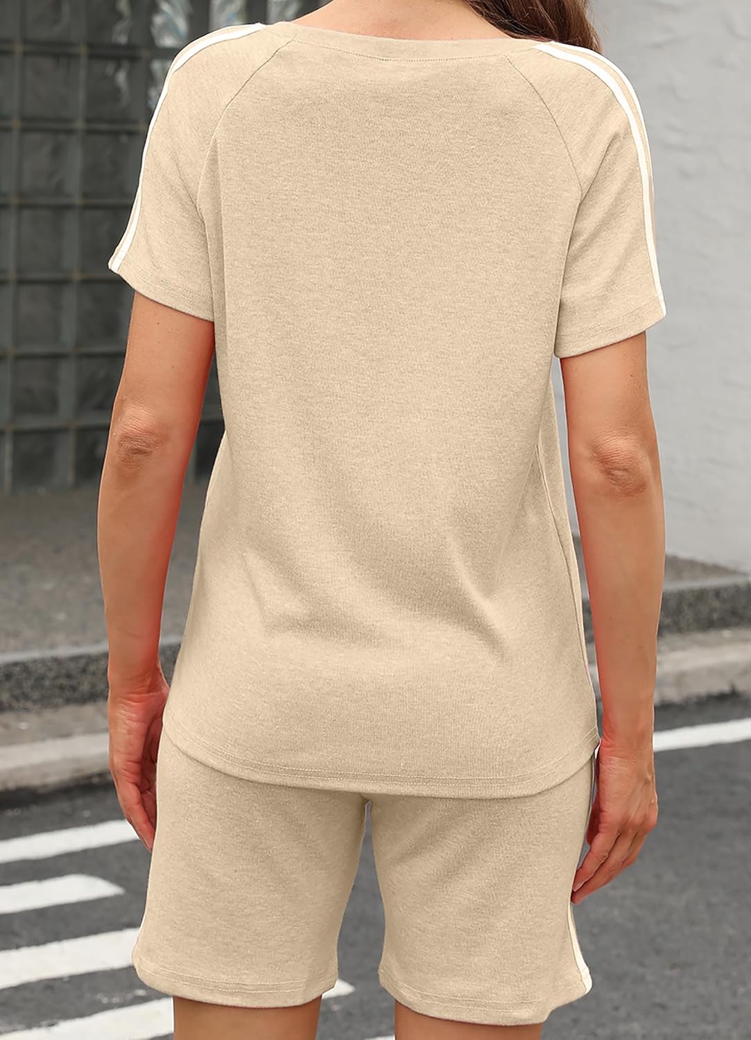 Womens Summer 2 Piece Outfits Lounge Sweatsuits Short Sleeve Round Neck Tops and Shorts Set