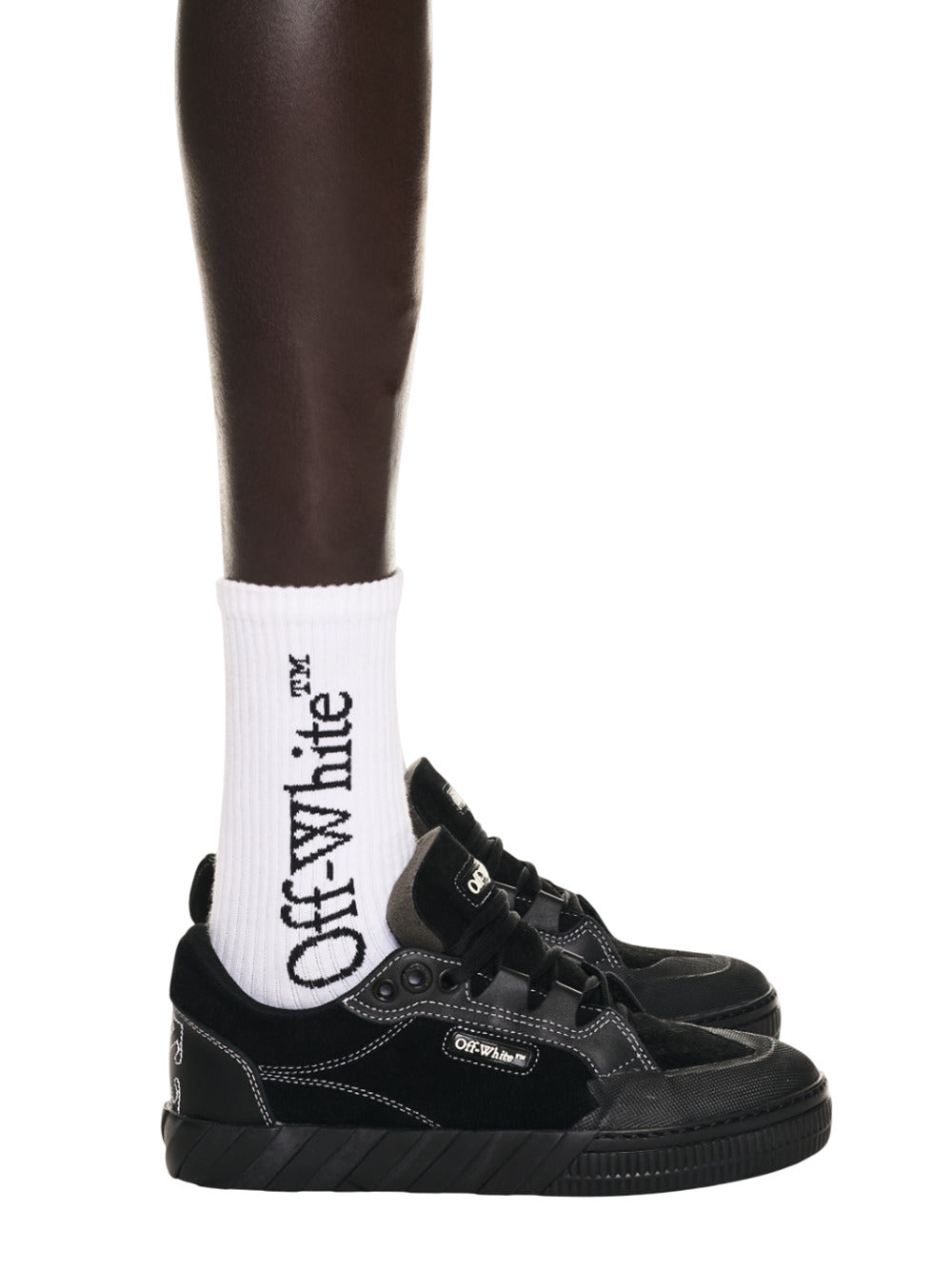 Off White Men Black 779 Vulcanized Leather Sneakers