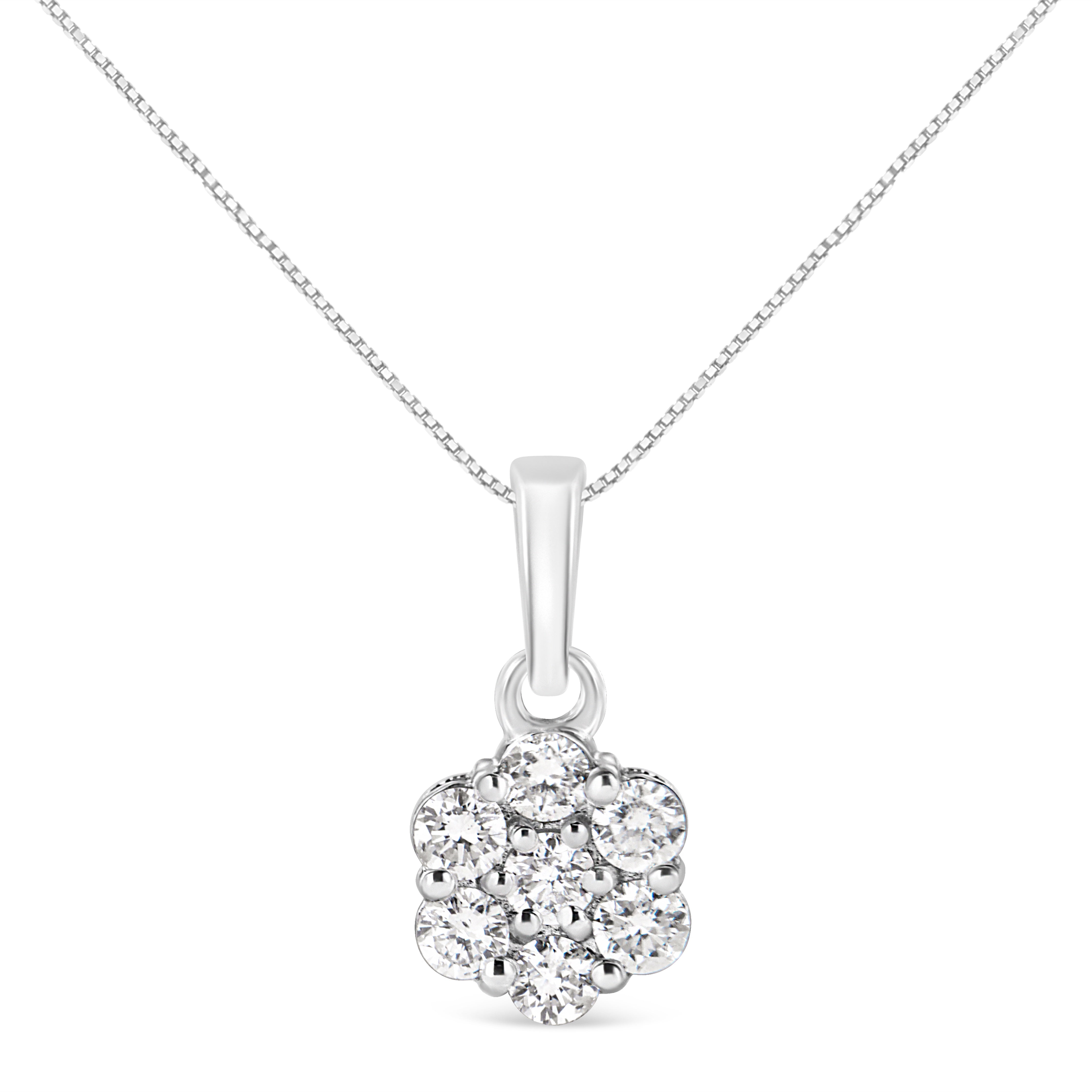 .925 Sterling Silver 1/2 Cttw Lab Grown Diamond 7 Stone Floral Cluster 18" Pendant Necklace (F-G Color, Si1-Si2 Clarity)