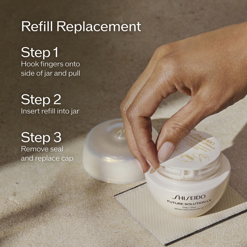 Future Solution LX Total Protective Cream SPF 30