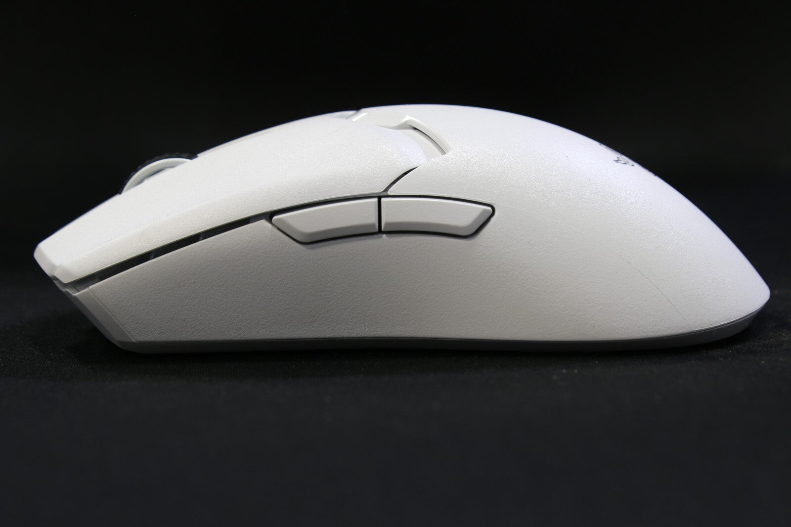 Razer Death Adder V3 Pro Gaming Mouse RZ01-04390200 – Ultra-Lightweight – White – Used