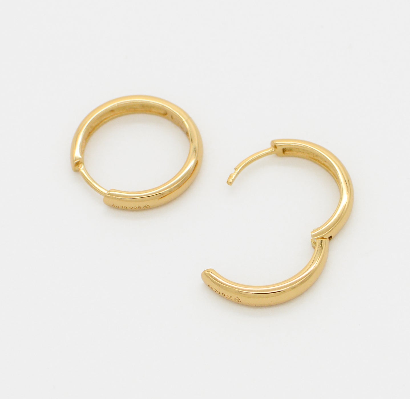 Frankie Classic Hoop Earrings