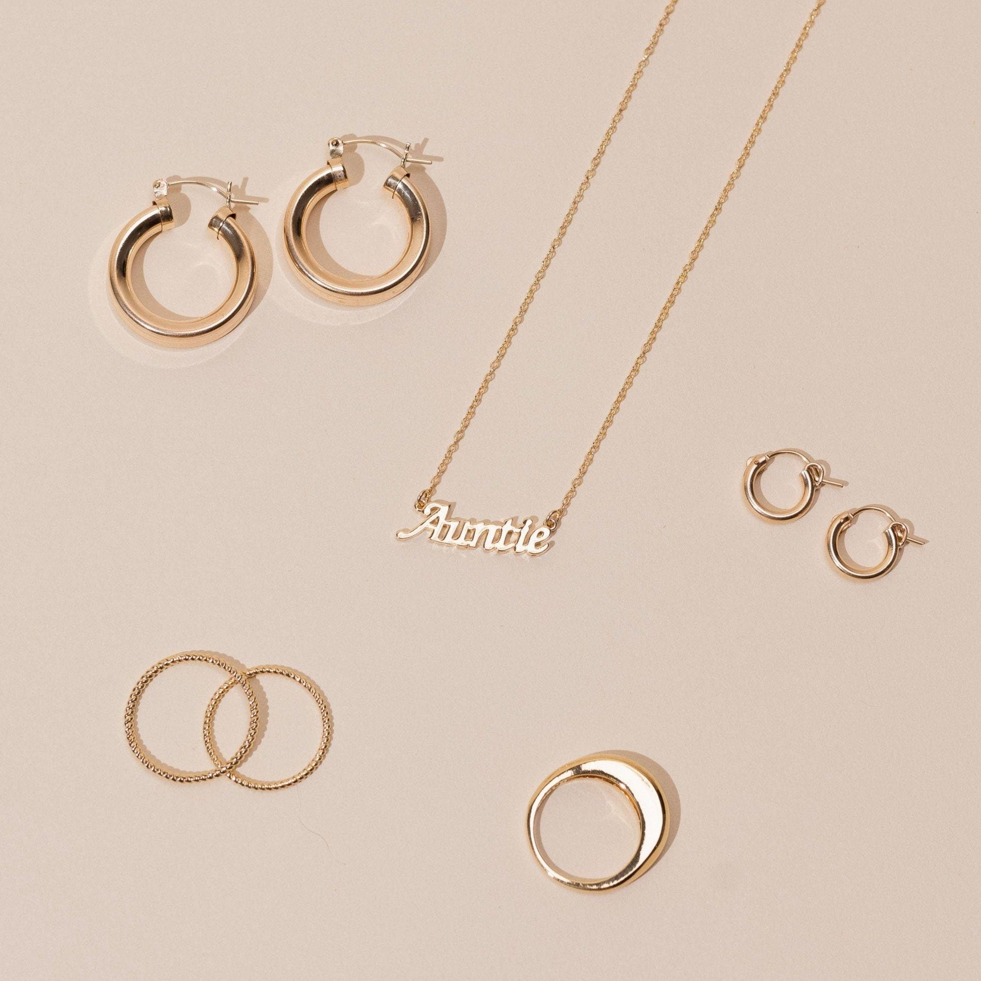 Auntie Necklace
