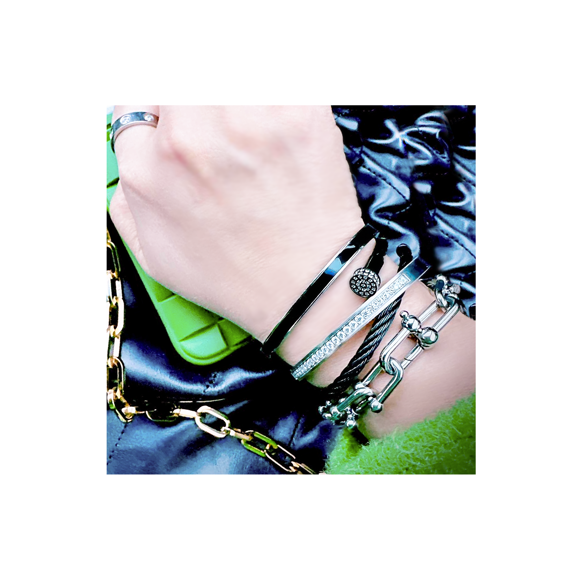 BG525W B.Tiff Horseshoe Link Chain Bracelet