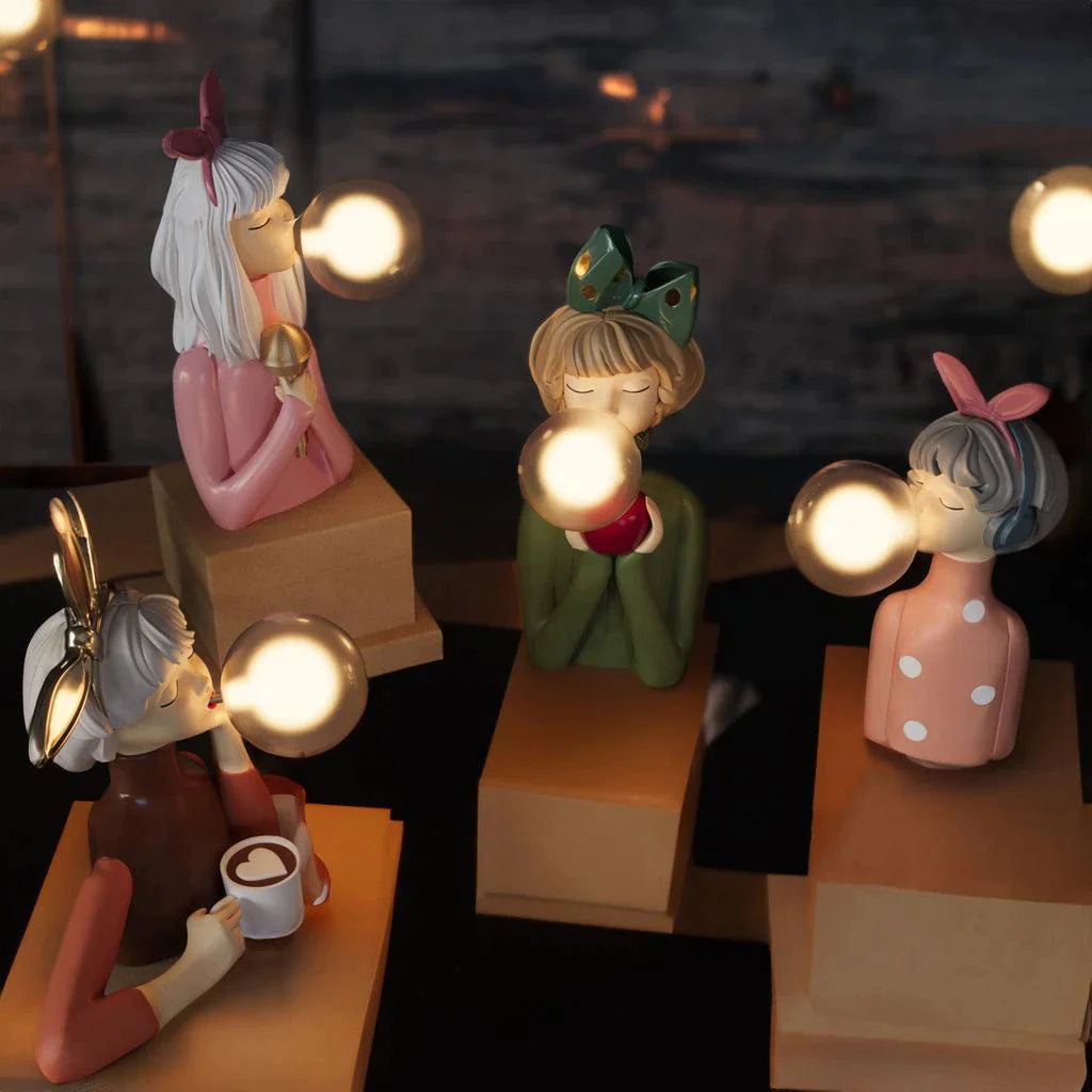 Bubble Gum Girl Table Lamp | 3CARATS