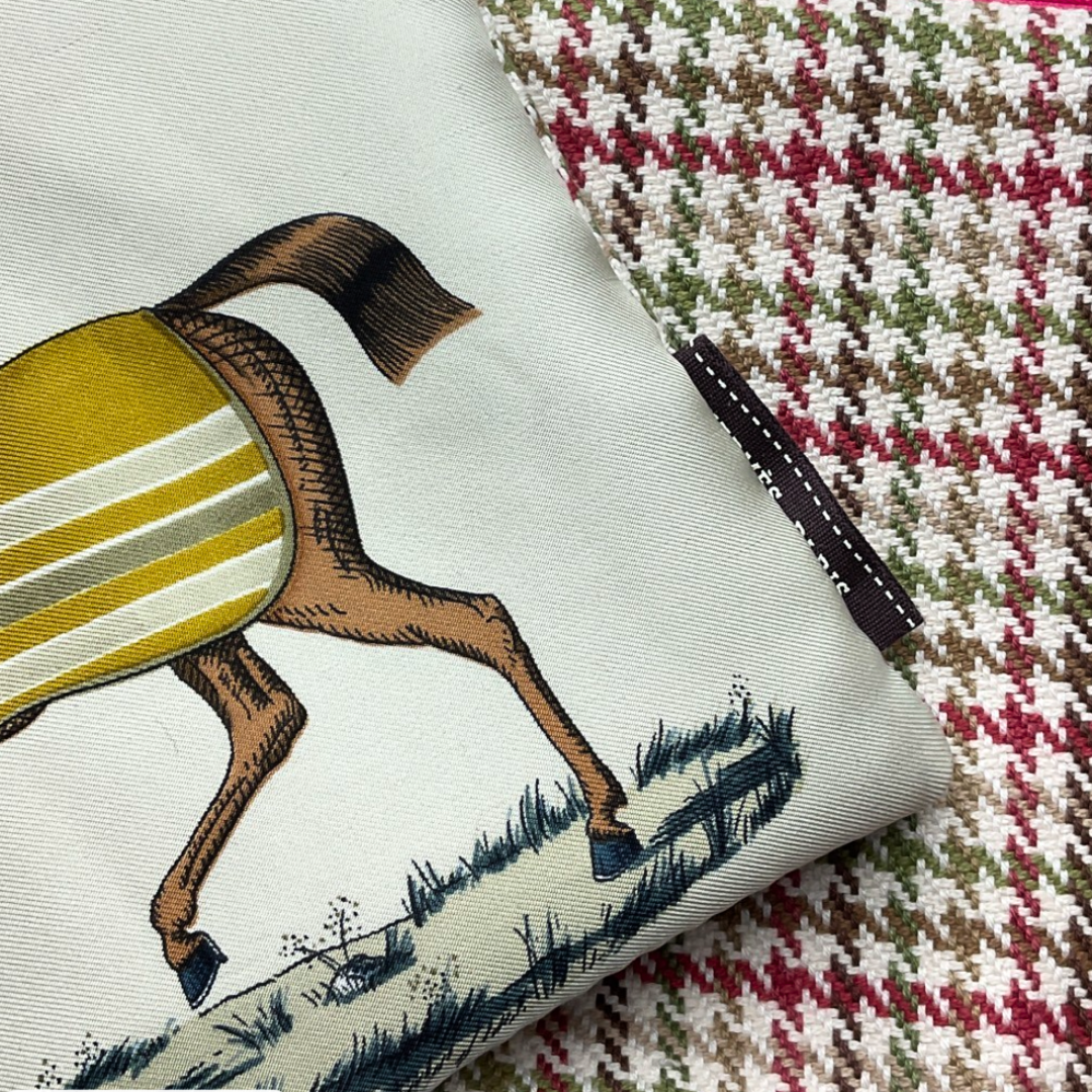 Couvertures et Tenues du Jour Neutral Vintage Silk Scarf Wristlet  Bag
