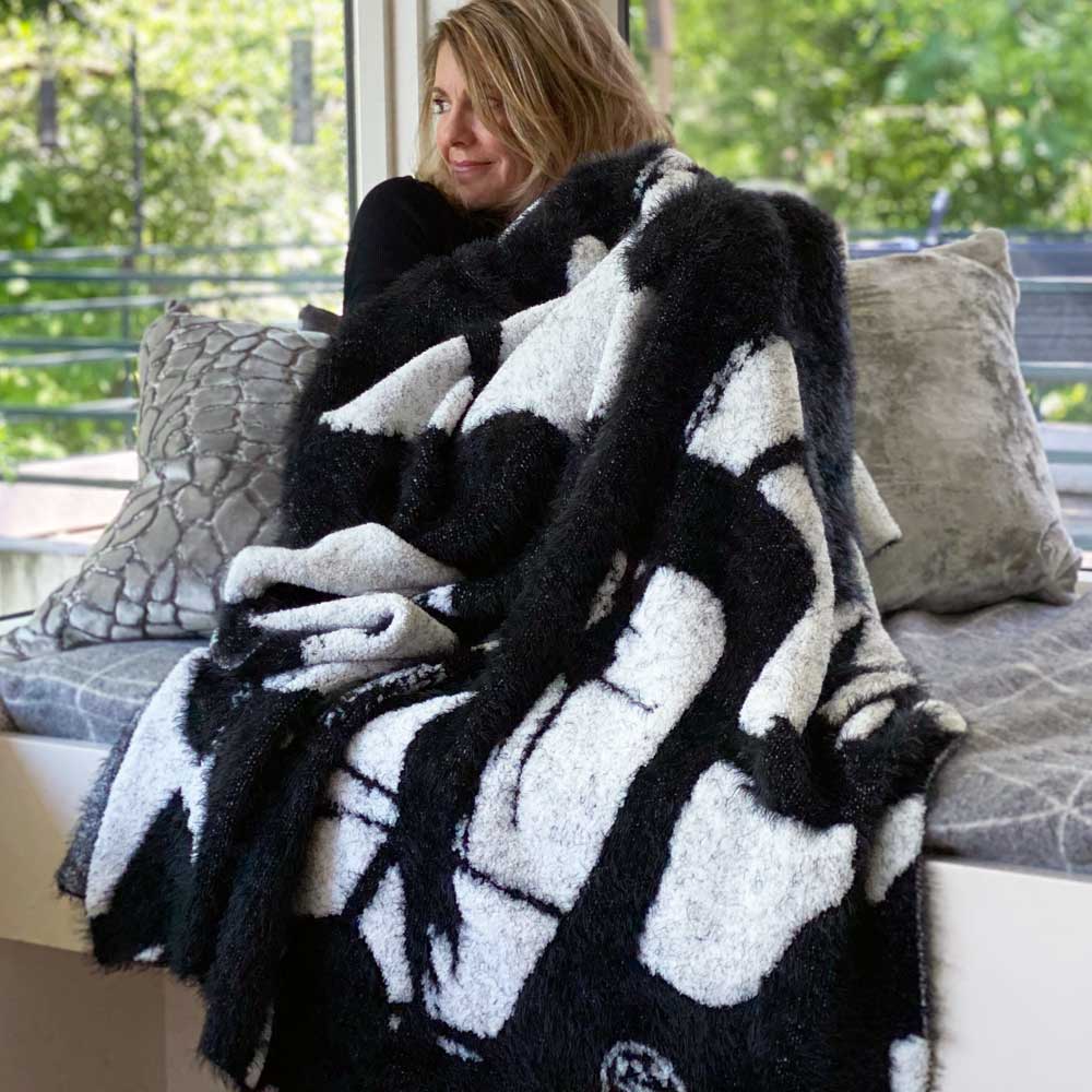 DREAM | JUMPER MAYBACH – WHITE WINDS-3