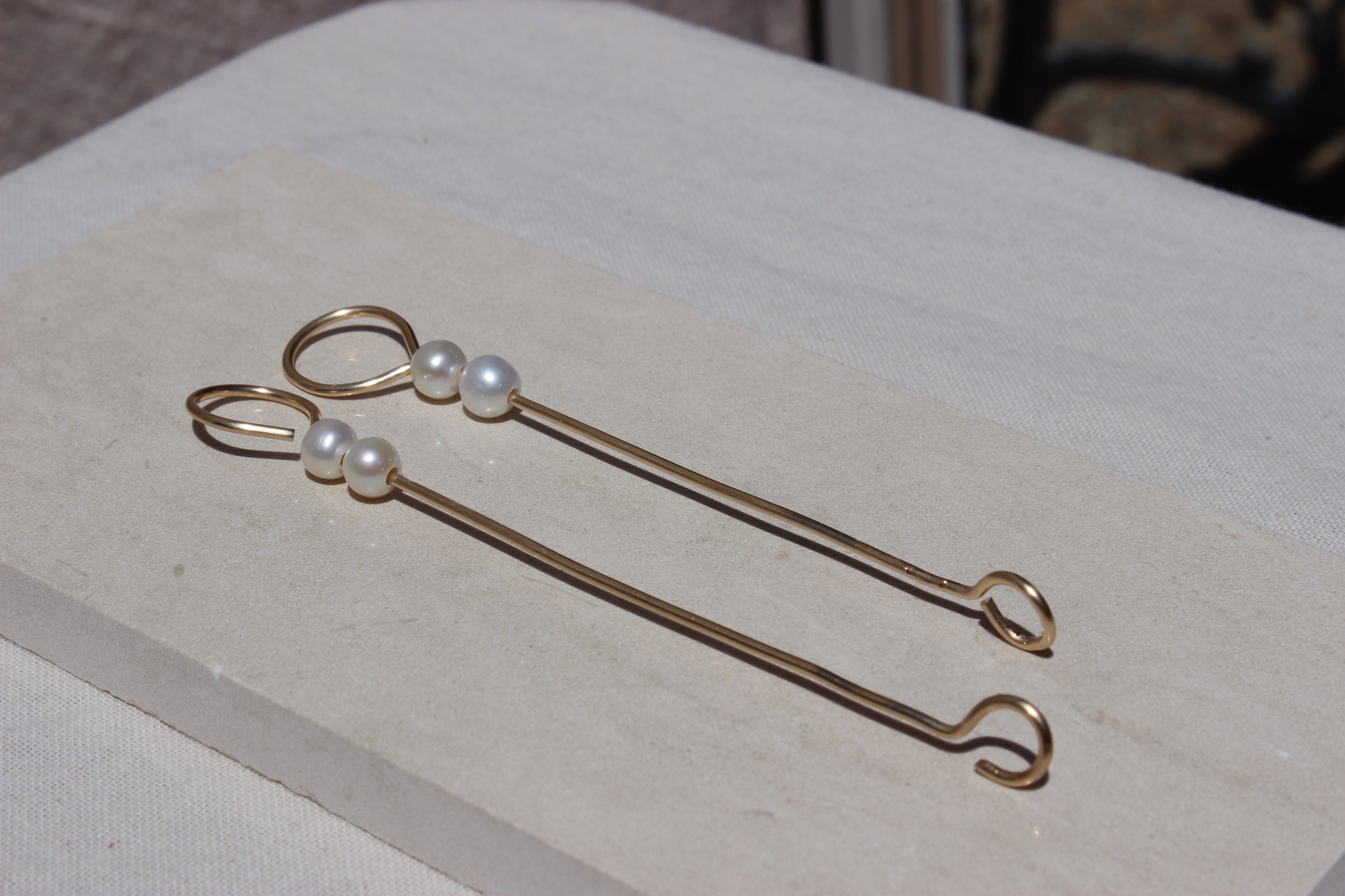 The Daisy Pearl Joint Holder by Toasted Jewelry
