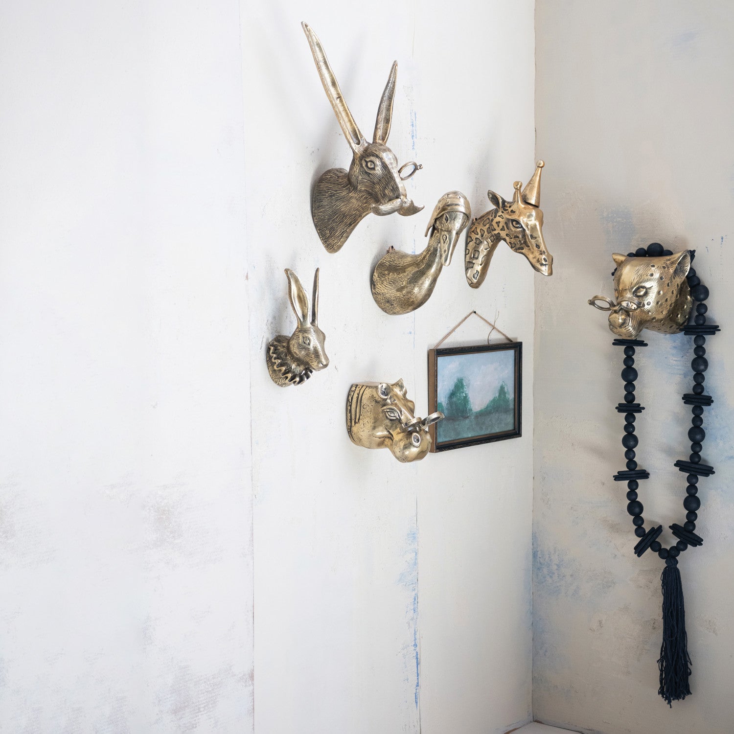 Brass Finish Cast Aluminum Leopard Head with Eyeglasses Wall Mount