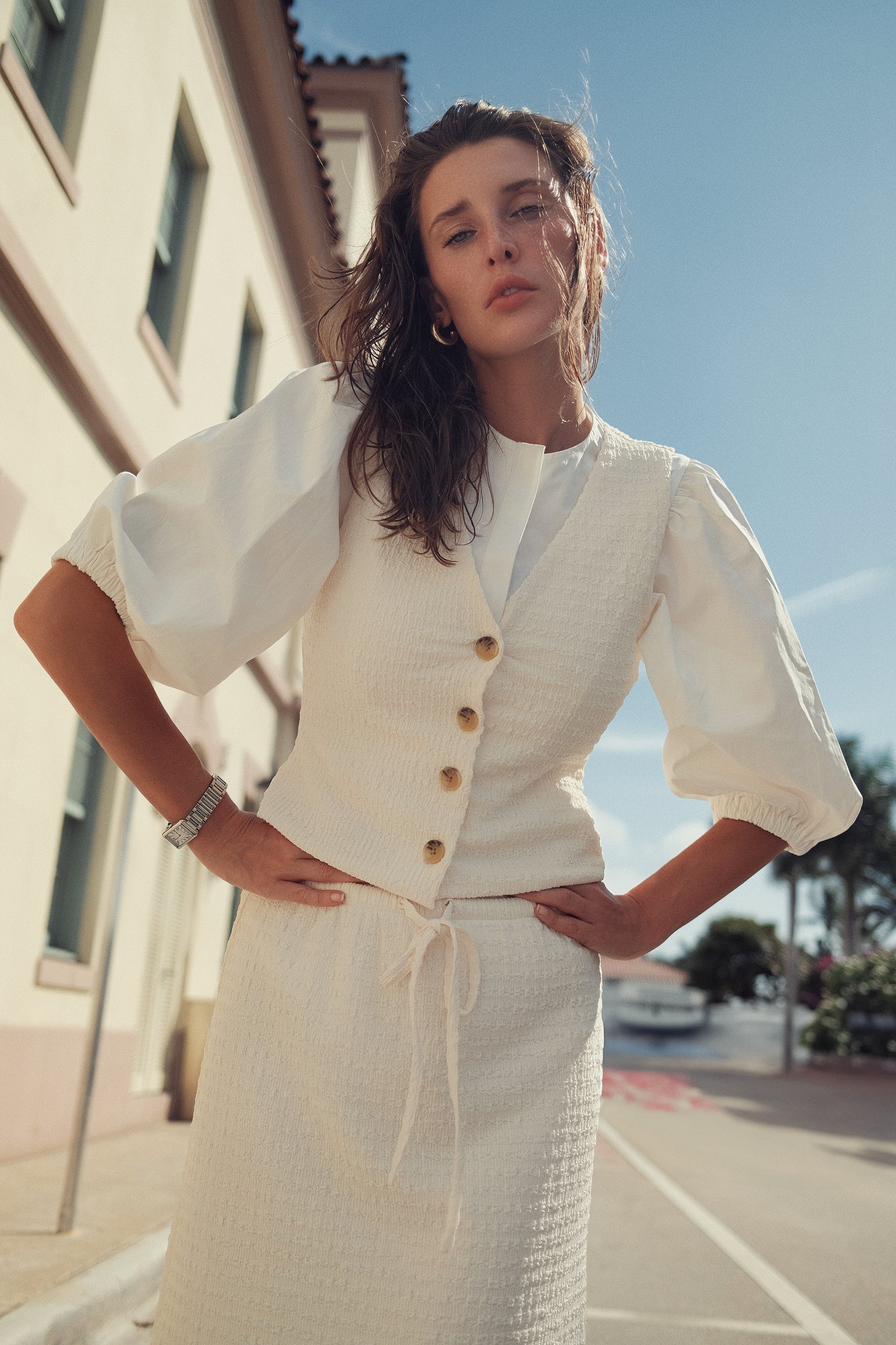 PUFF SLEEVE BLOUSE