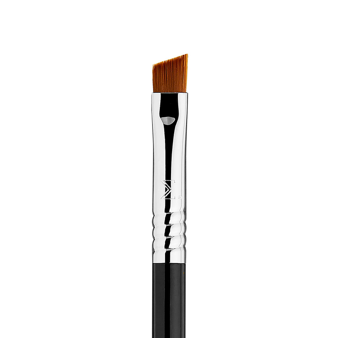 E68 Line Perfector™ Brush
