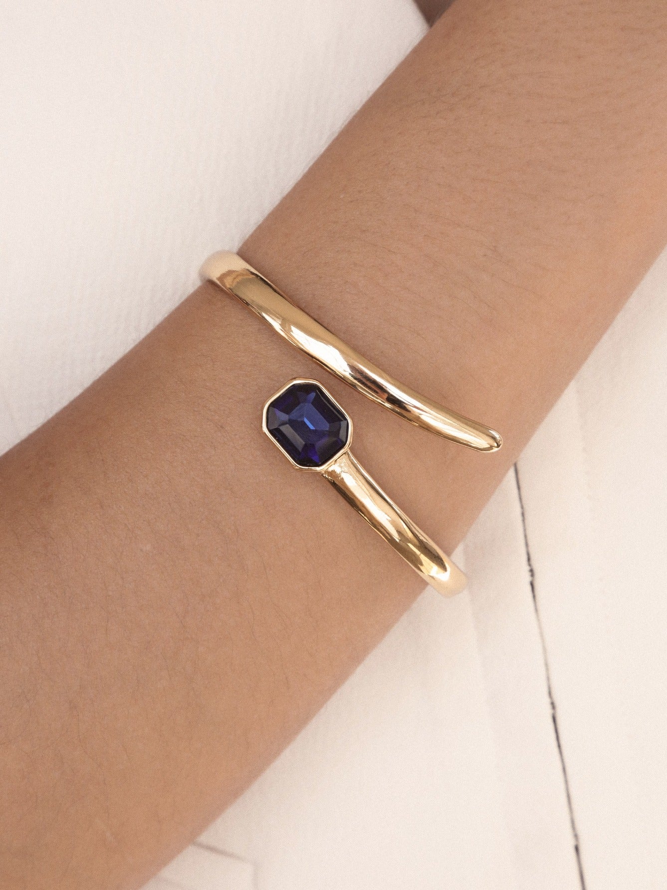 Deco Wrap Cuff