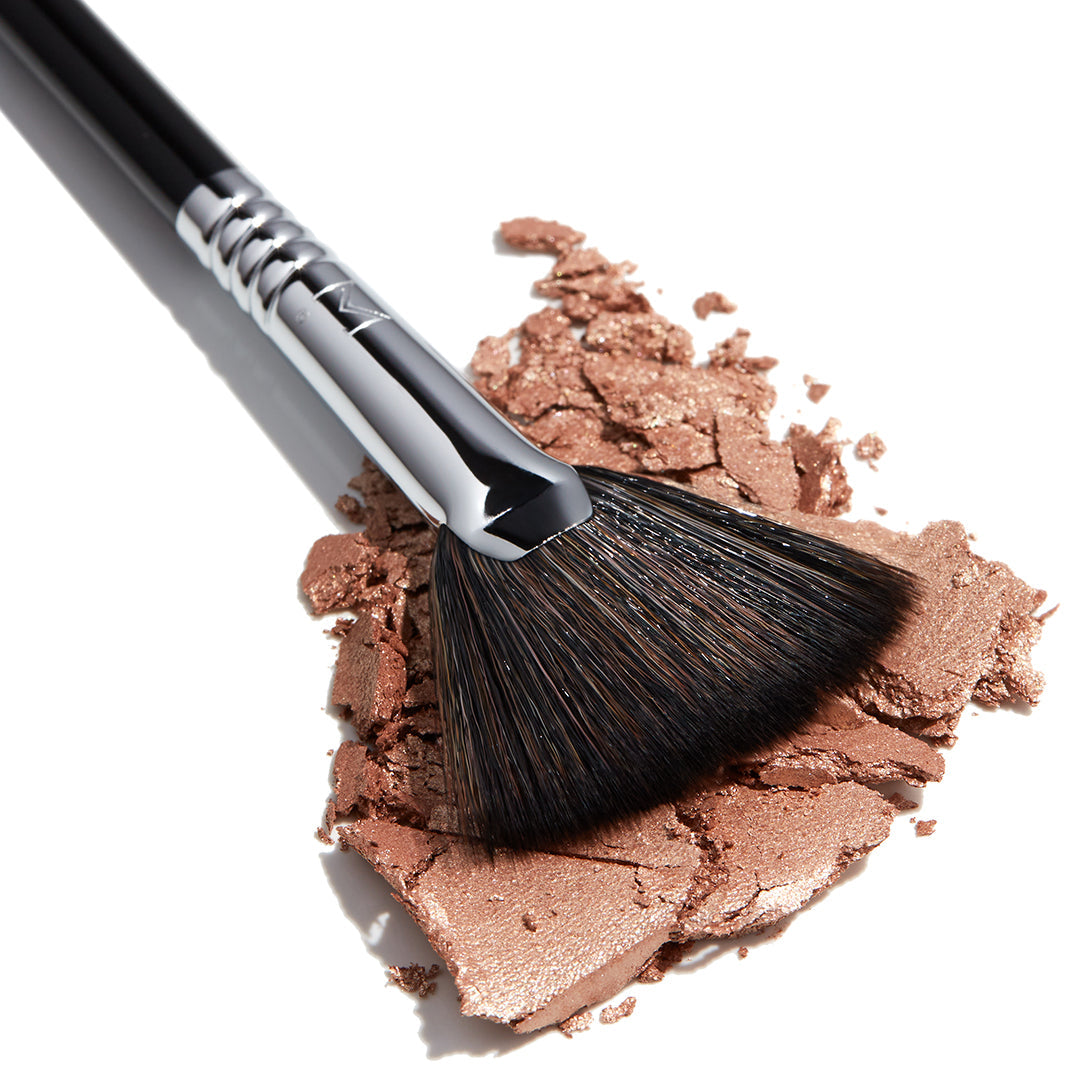 F42 Strobing Fan™ Brush