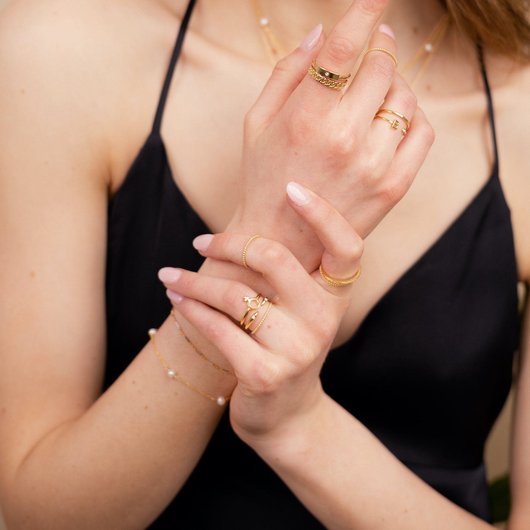 Female Symbol Ring
