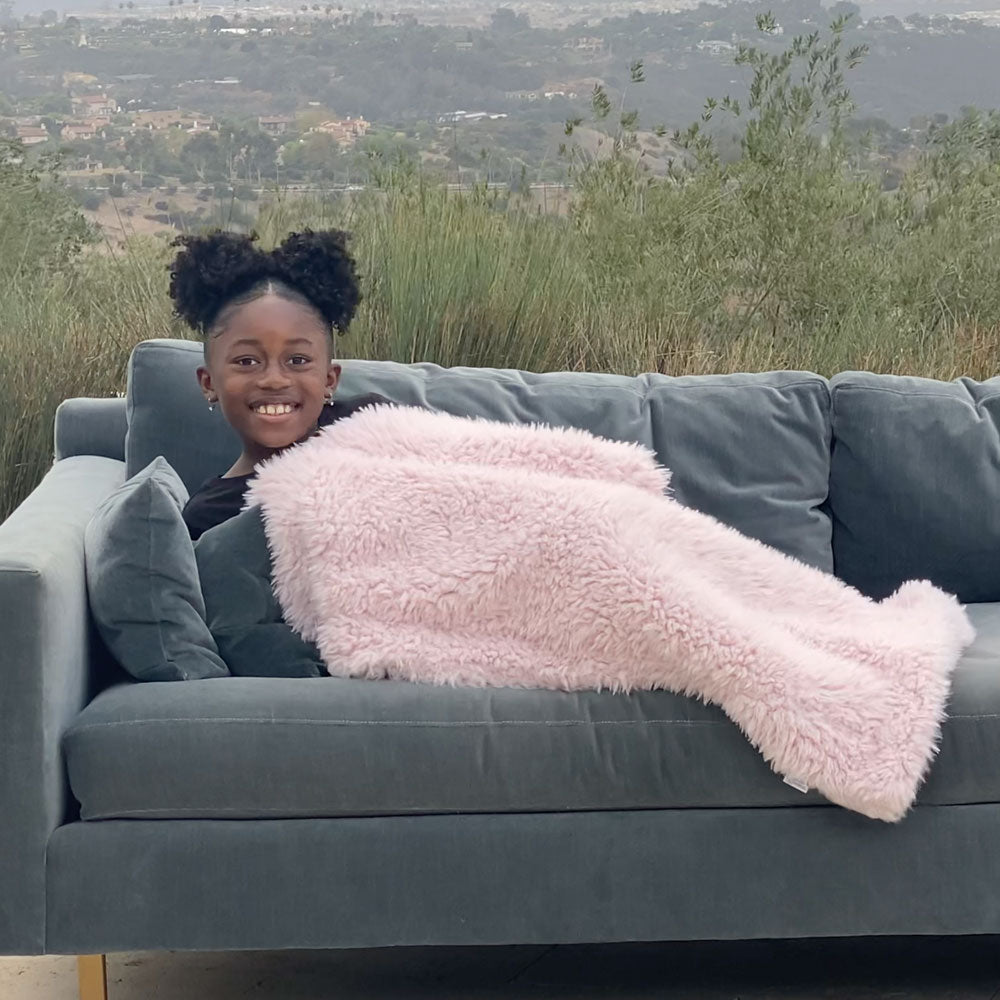 ANGEL PLUSH BLANKET | LITTLE - DUSTY PINK-0
