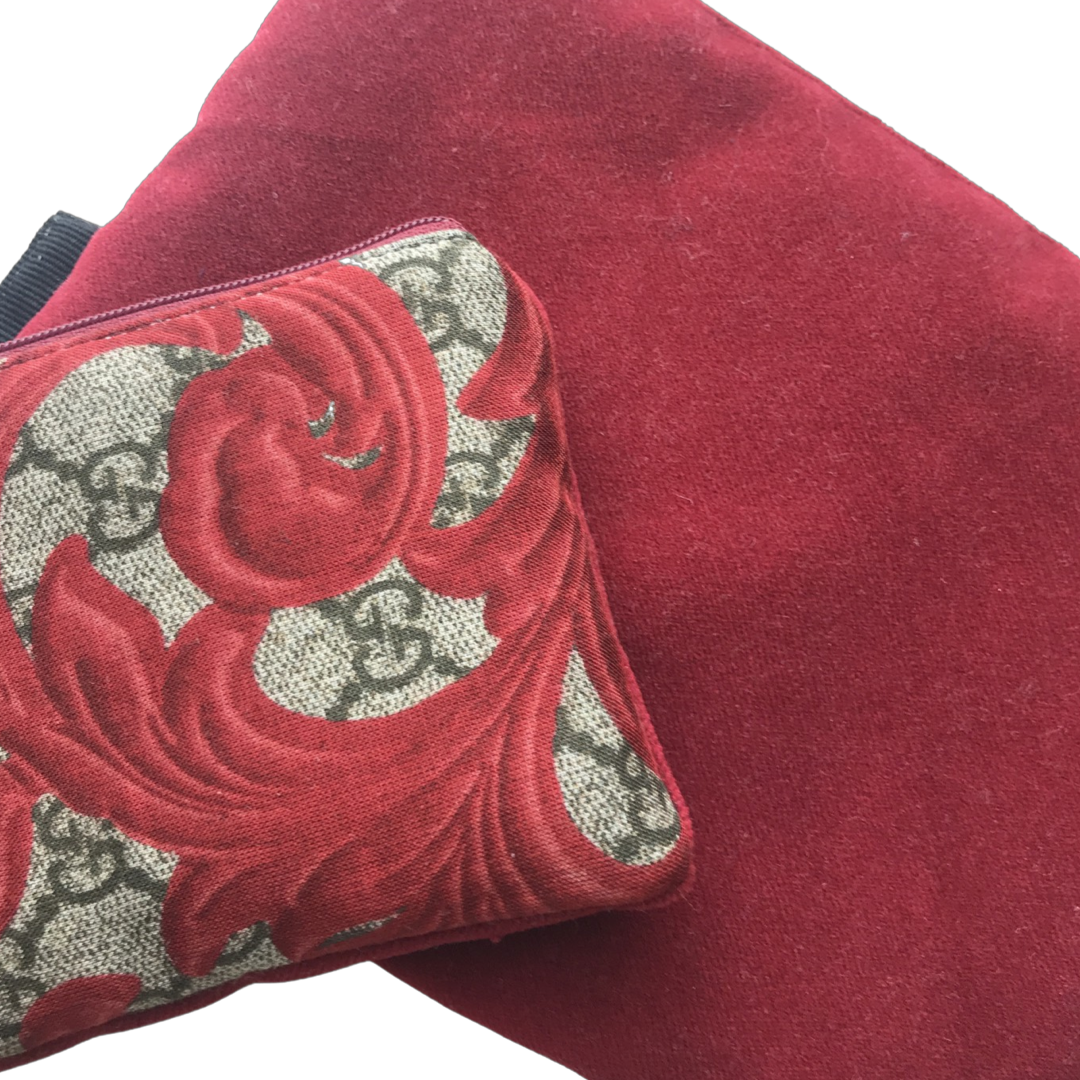 GG Logo Arabesque Red Vintage Silk Scarf Grand Wristlet Bag