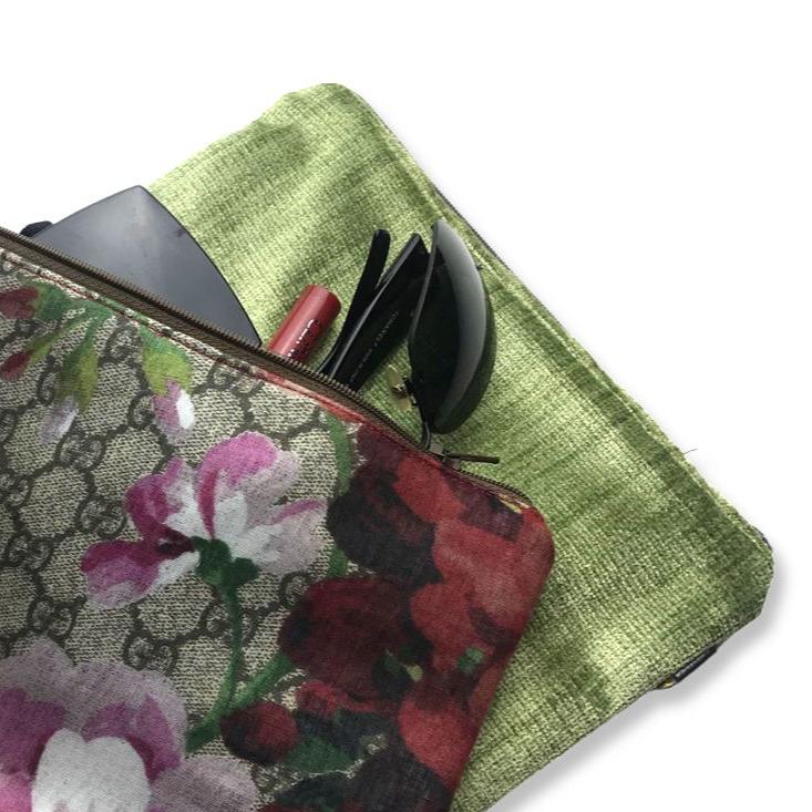 GG Logo Blooms Pink Vintage Silk Scarf Grand Wristlet Bag