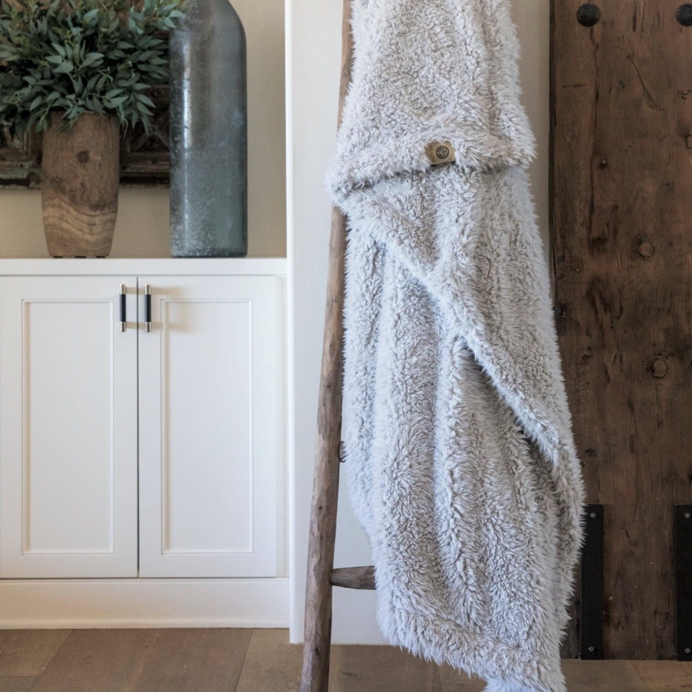 ANGEL PLUSH BLANKET | BIG - SILVER CLOUD-1