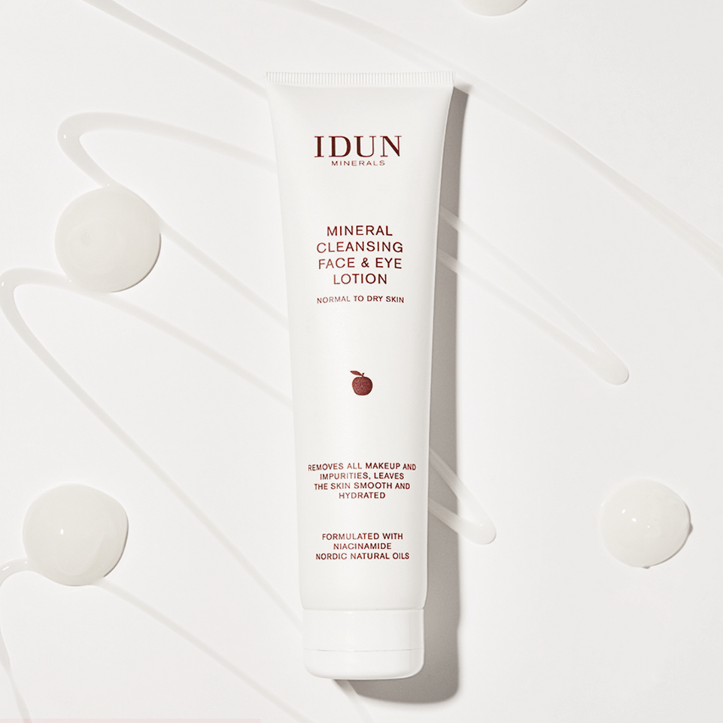 Mineral Cleansing Face & Eye Mousse