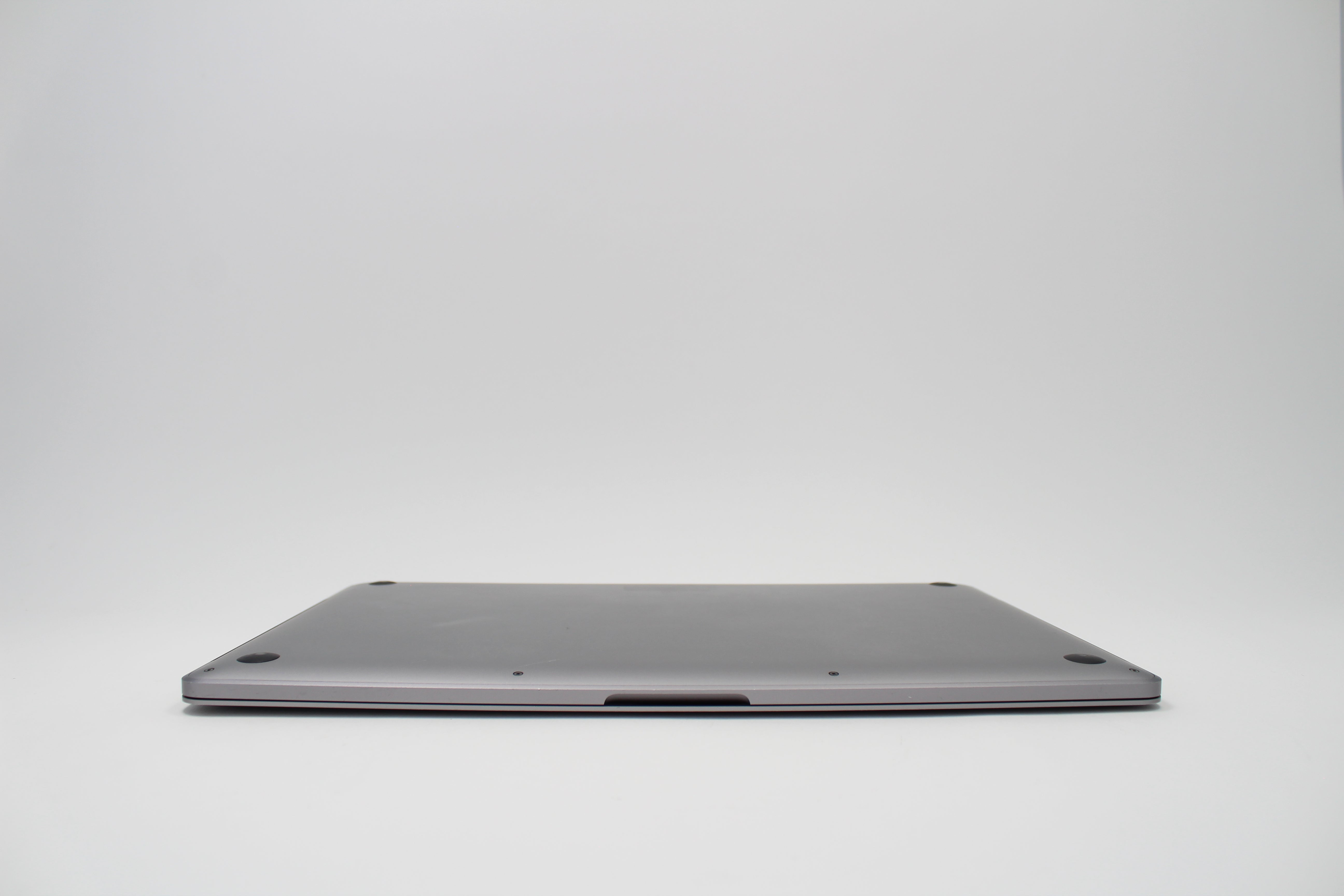2016 Apple MacBook Pro 15-inch i7 2.7GHz 16GB RAM 512GB SSD AMD 455 | Excellent