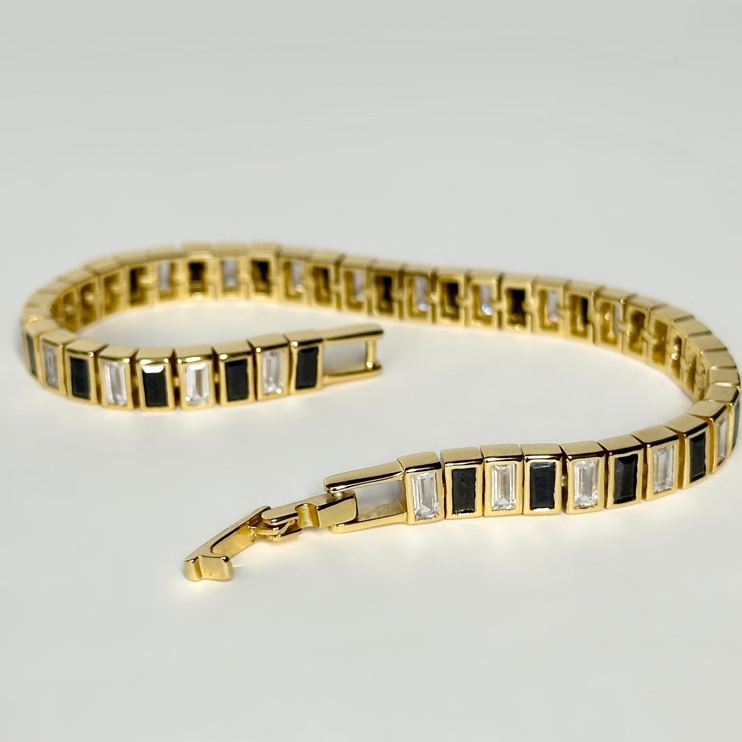 Dylan Tennis Bracelet w Domino CZ