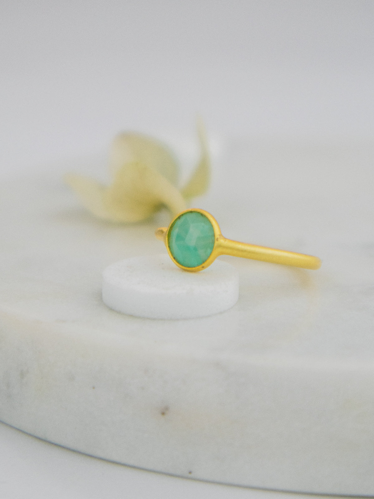 Mini Pebble Ring - Gold