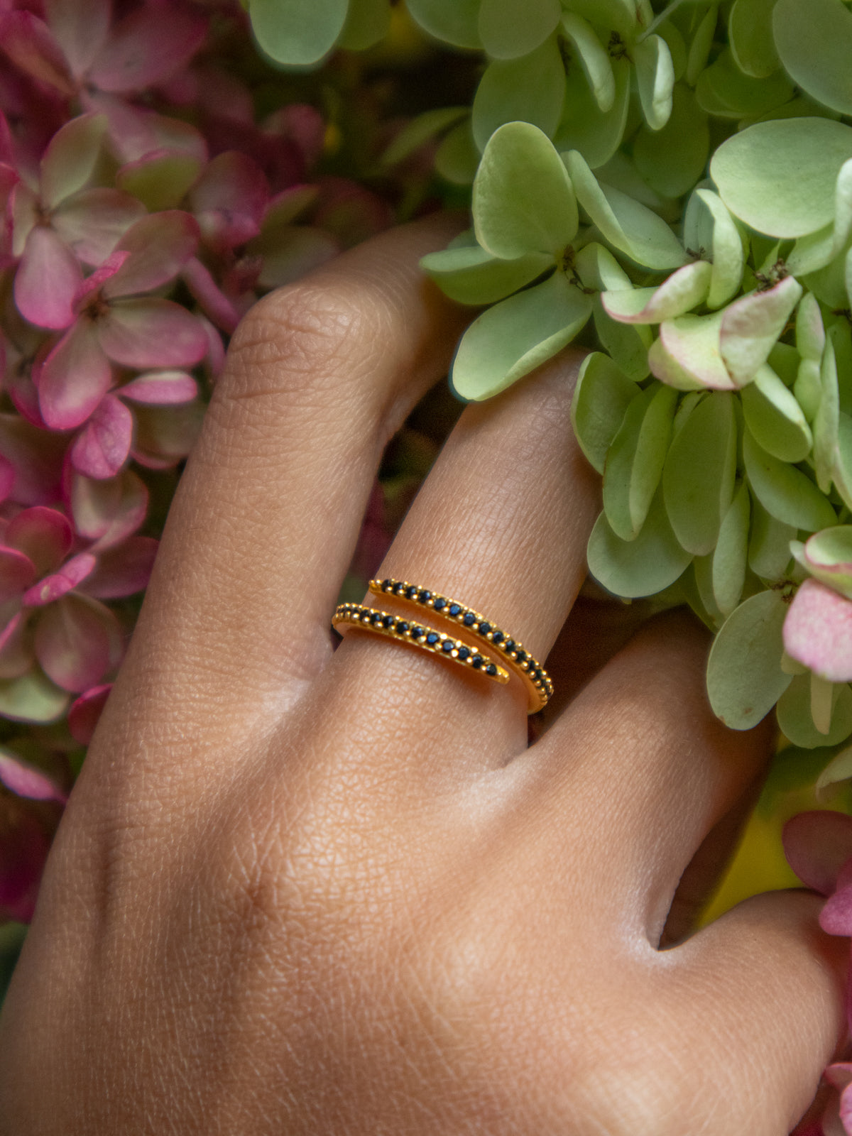 Serpentine Wrap Ring - Gold