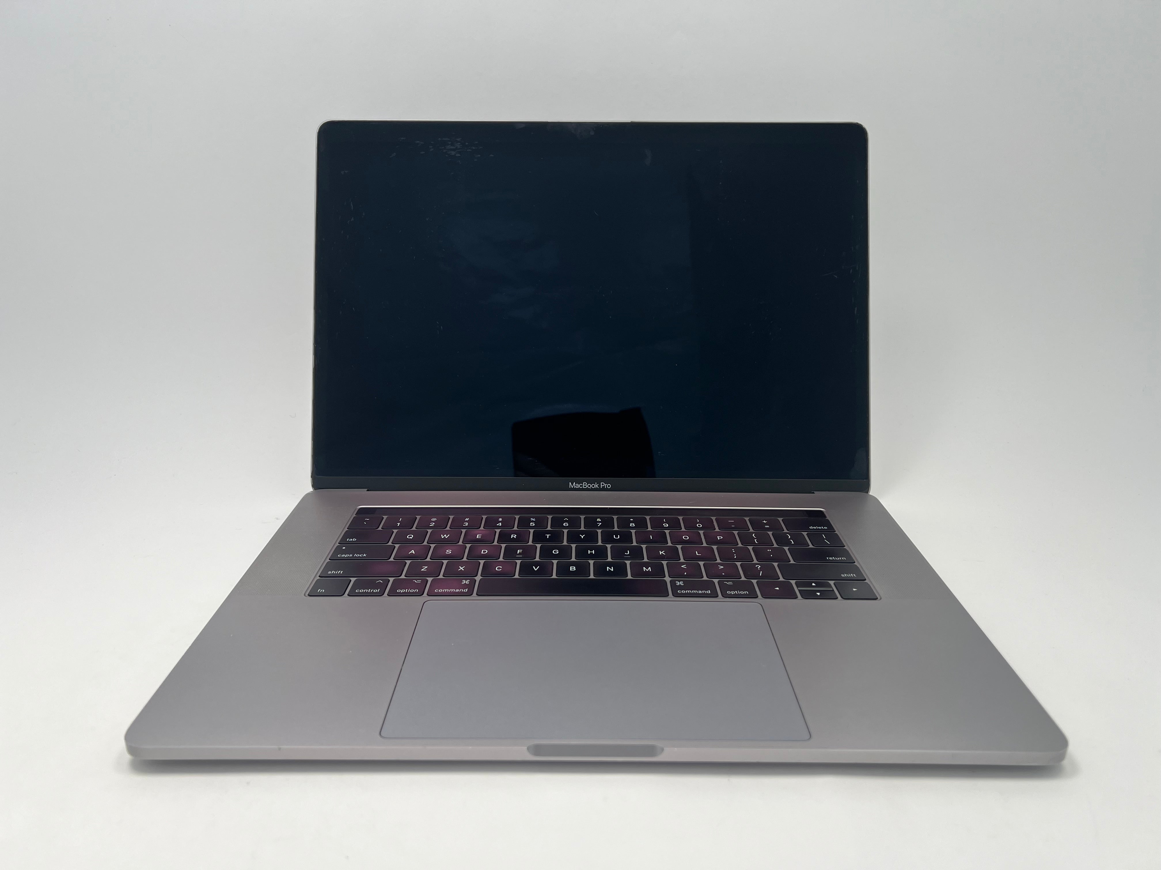 2017 Apple MacBook Pro 15-inch i7 2.8GHz – Radeon Pro 555 | For Parts/Repair Only