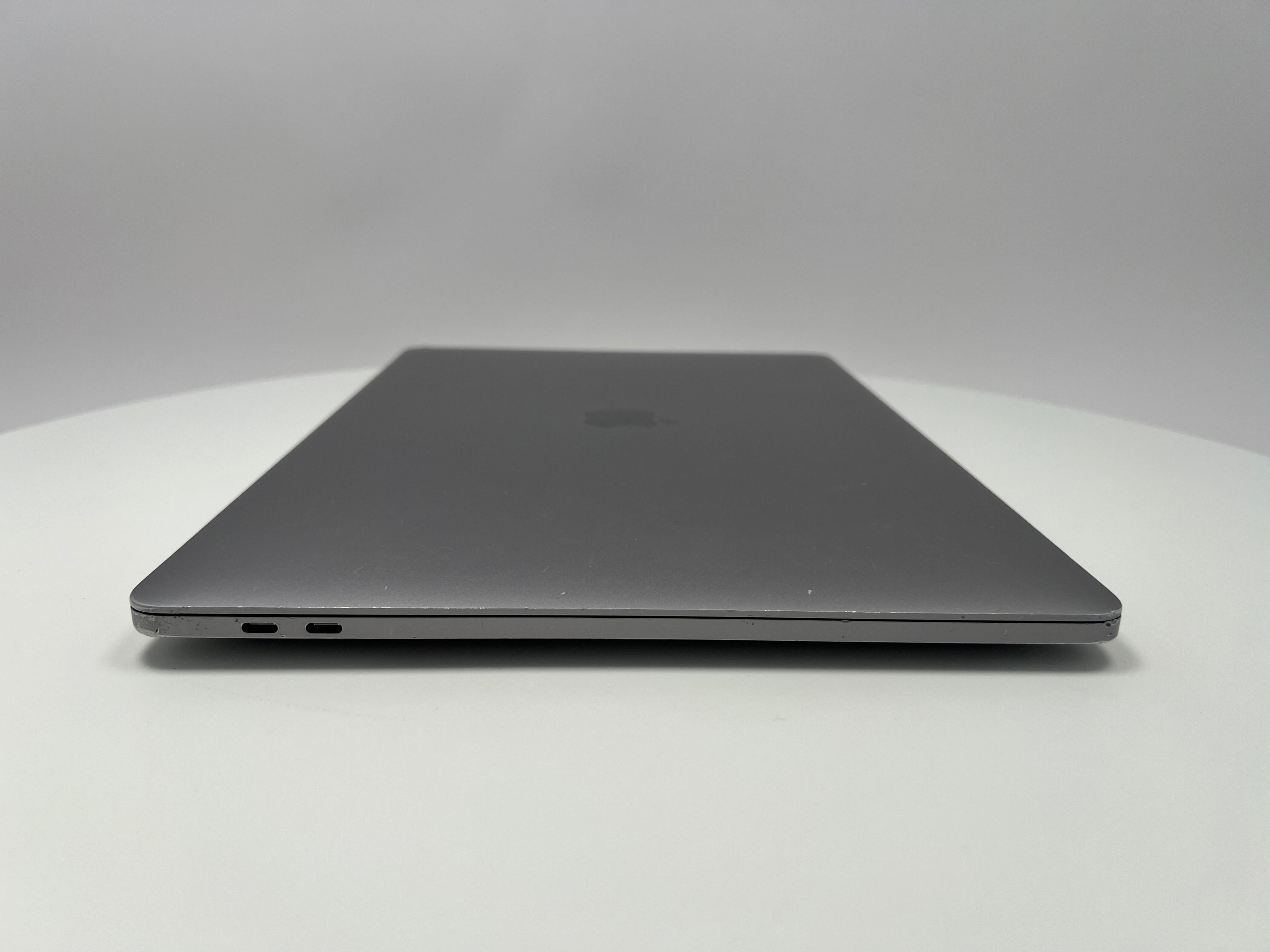 2018 Apple MacBook Pro 15-inch – i7 2.6GHz 16GB RAM 512GB SSD | Radeon Pro 560X