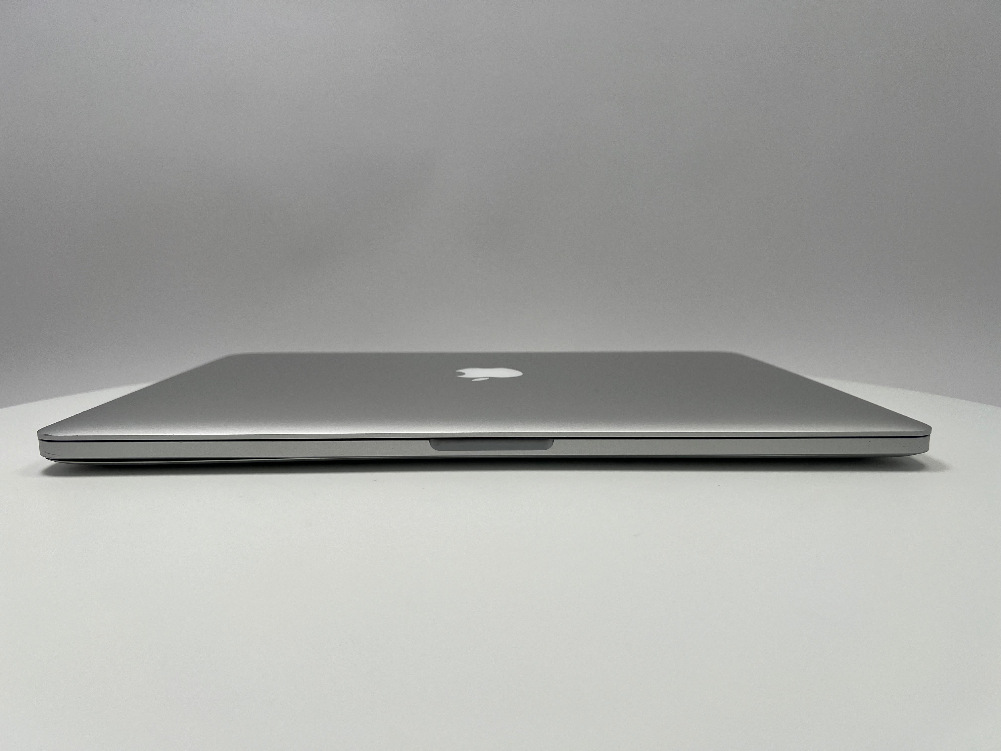 2015 MacBook Pro 15-inch i7 2.8GHz – 16GB RAM 1TB SSD AMD R9 M370X | For Parts Only