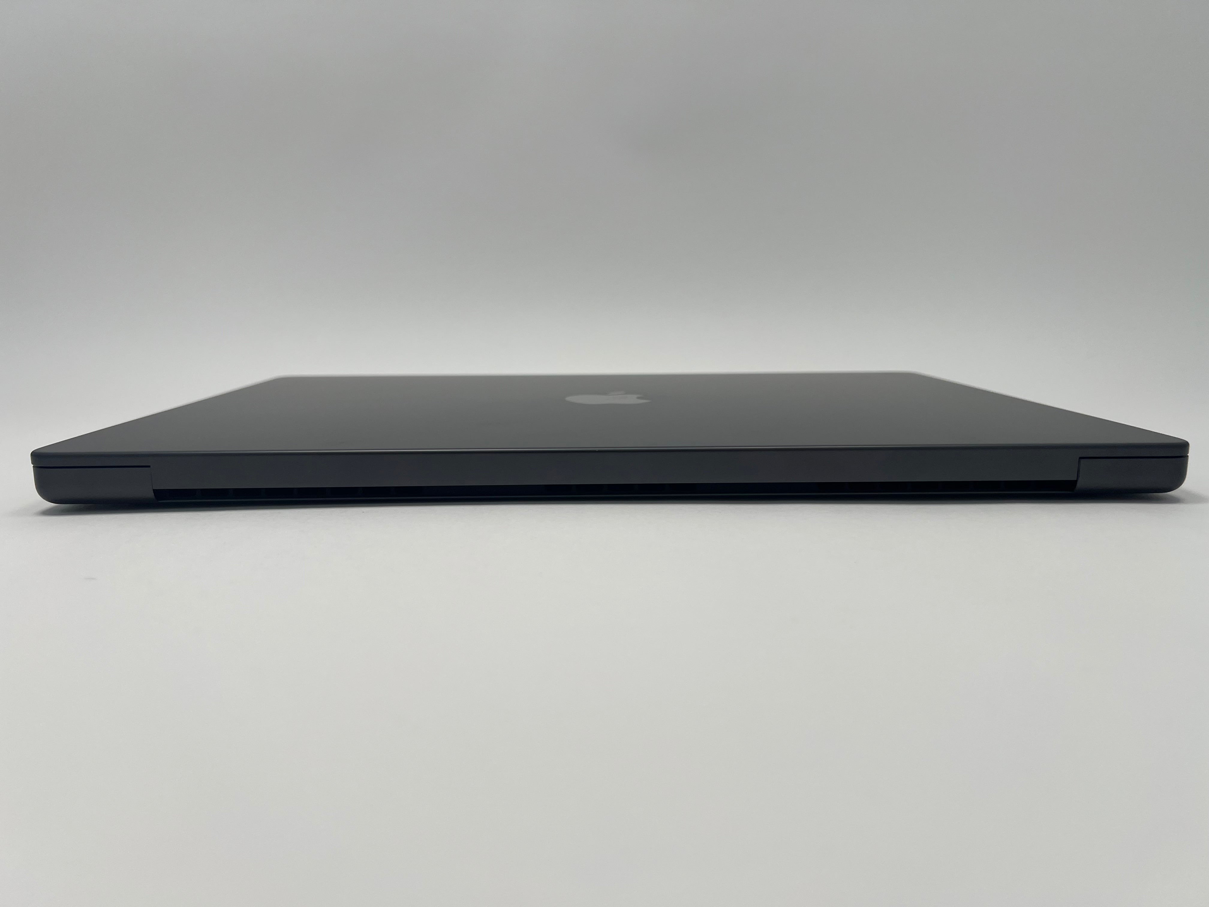 2023 Apple MacBook Pro 16-inch - M3 Max 40-Core GPU 128GB RAM 2TB SSD | Space Black